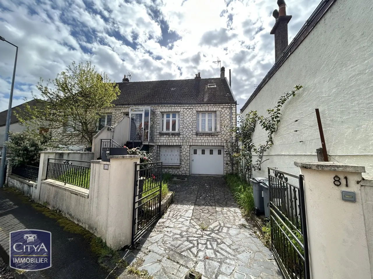 Photo 1 Maison 6 pièces 127m²