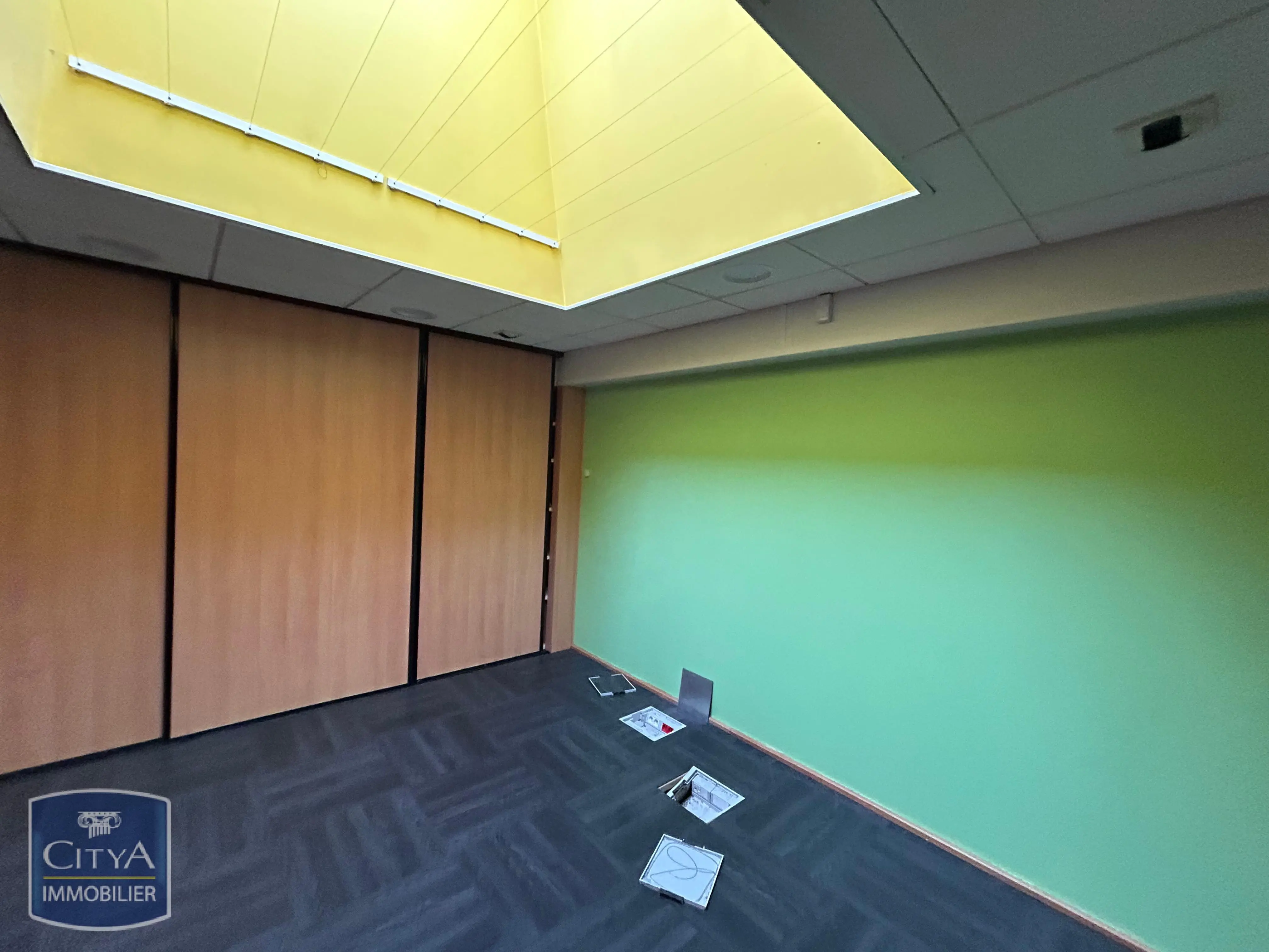 Photo 9 Fonds De Commerce 390m²