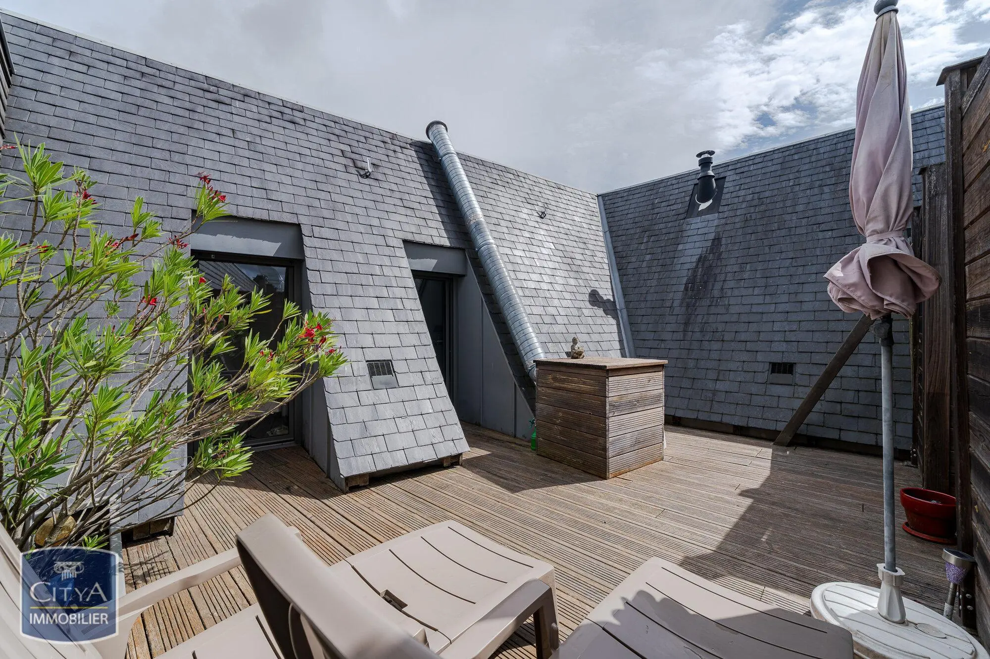 Photo 1 Appartement 4 pièces 127.67m²