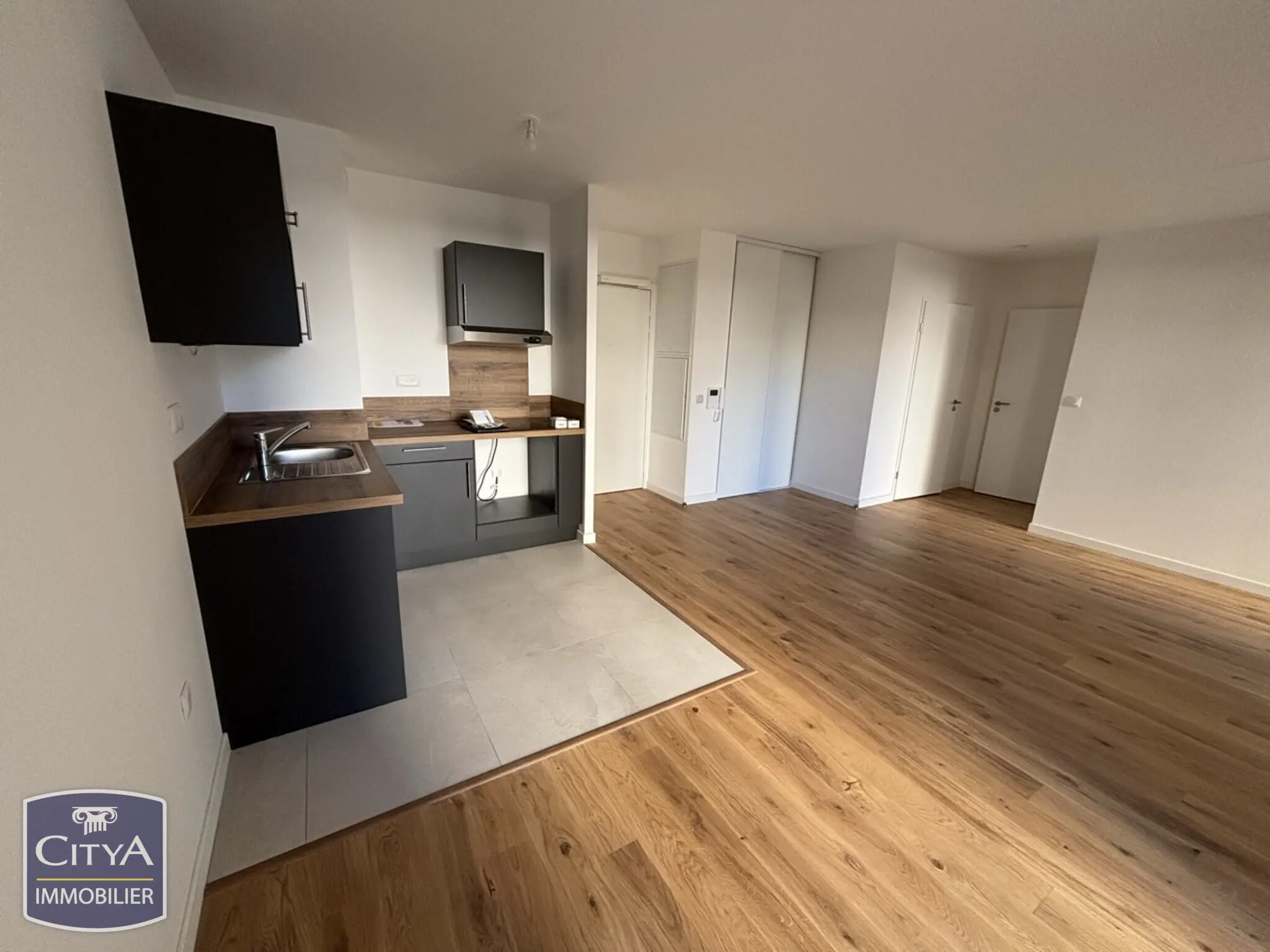 Photo 1 Appartement 2 pièces 51m²