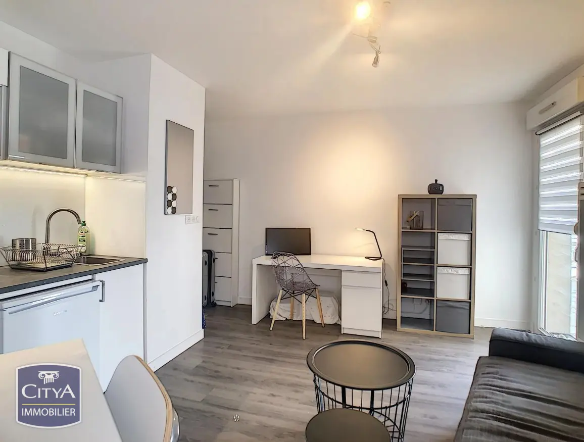 Photo 2 Appartement 1 pièce 20m²