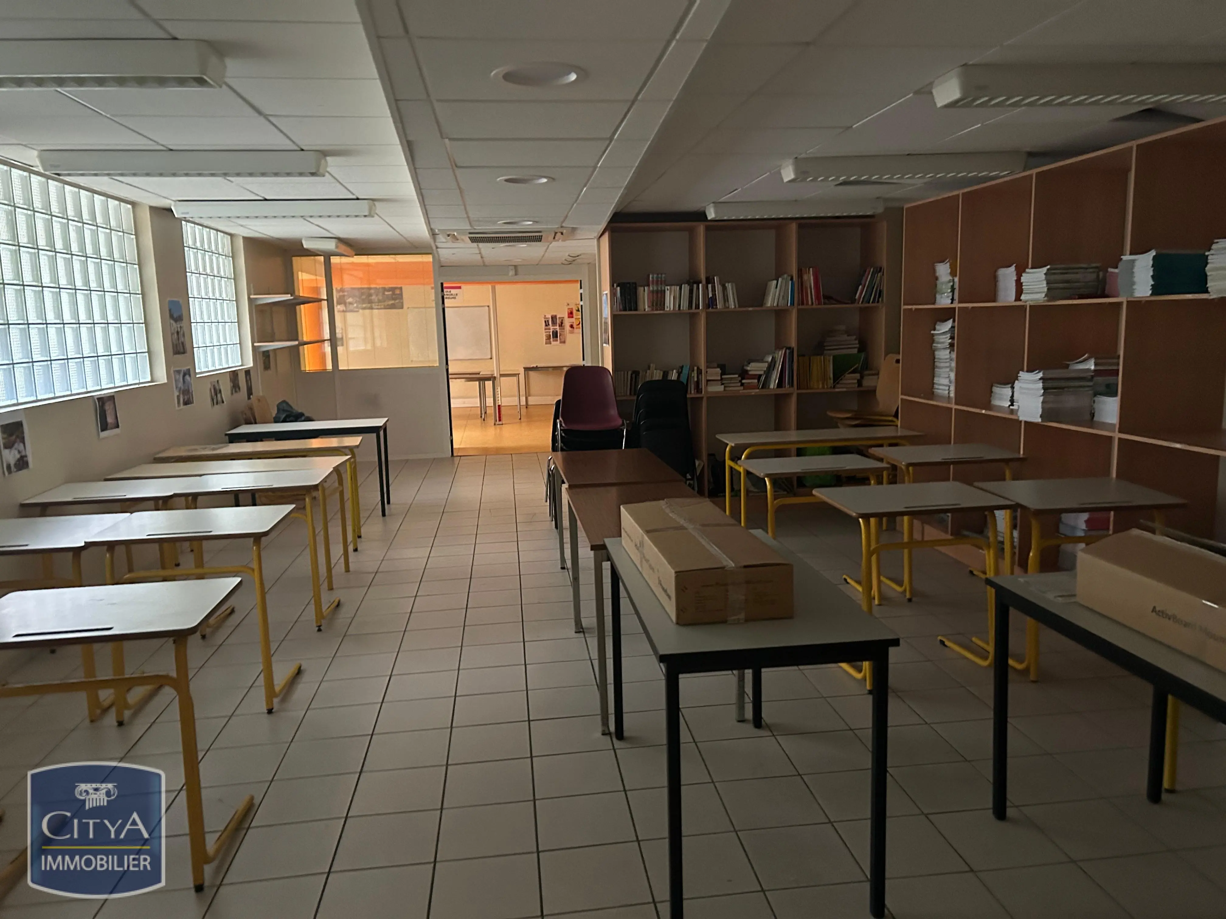 Photo 4 Fonds De Commerce 390m²