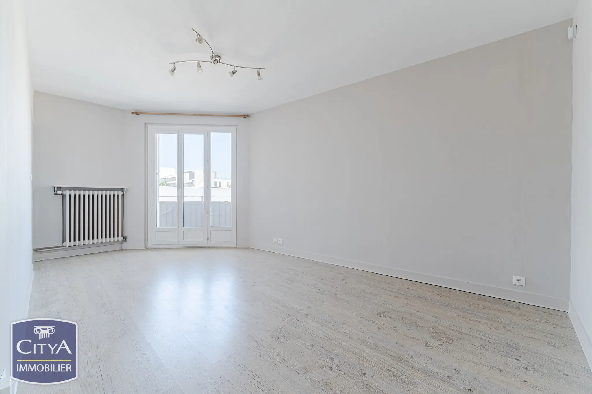 Photo 1 Appartement 1 pièce 27.55m²