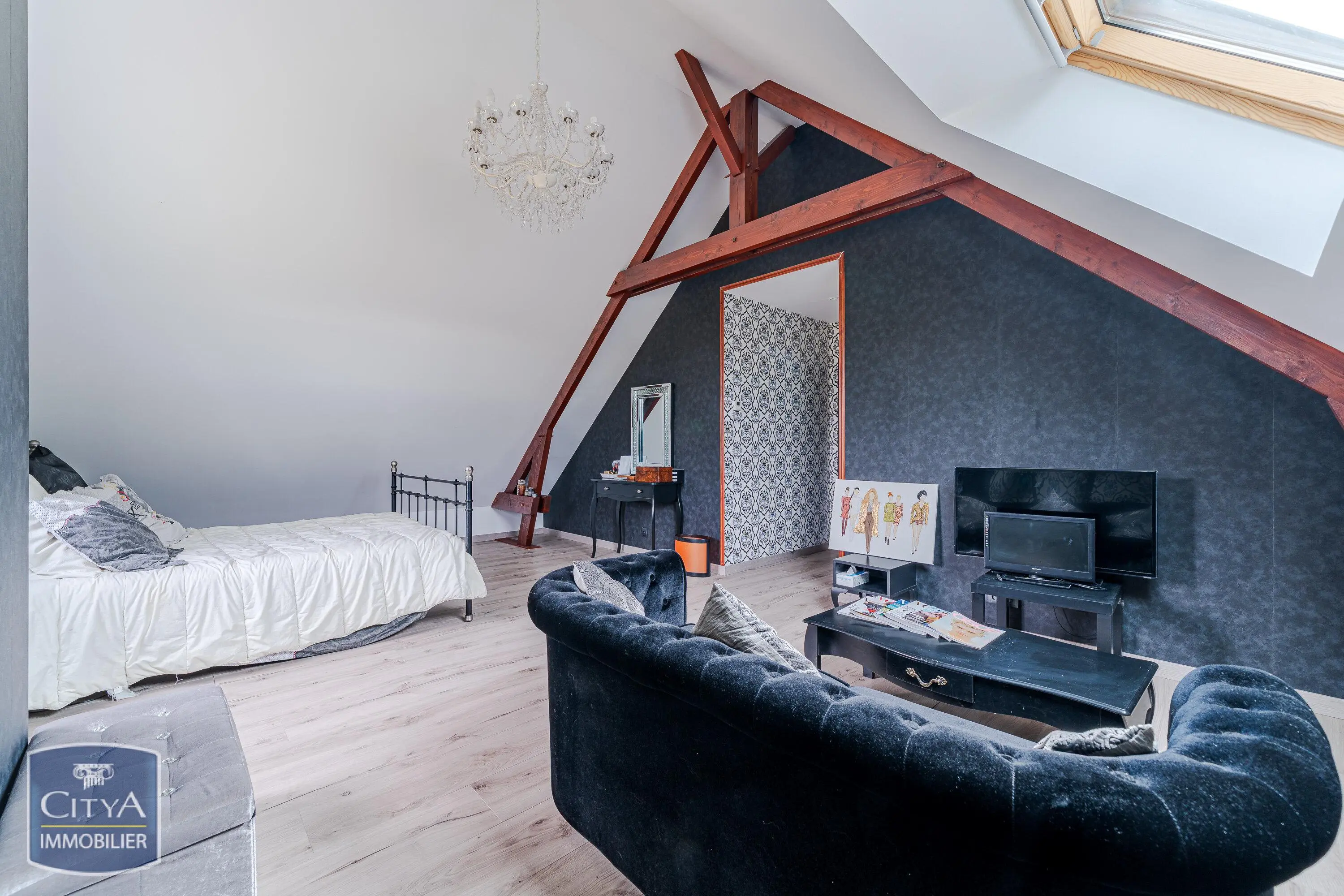 Photo 3 Maison 6 pièces 250m²