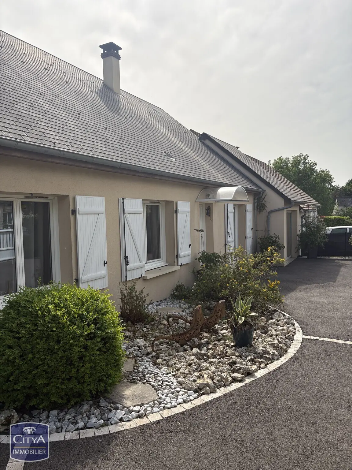 Photo 1 Maison 4 pièces 120m²