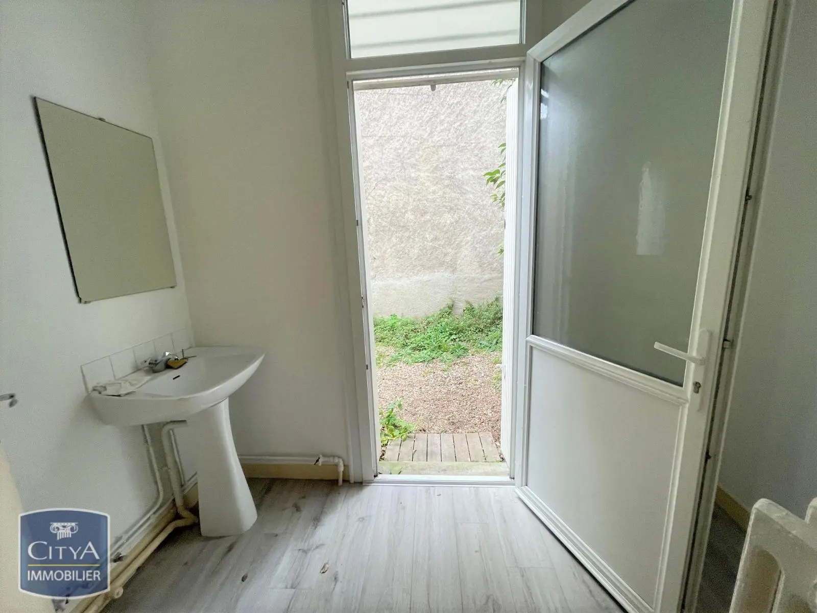 Photo 15 pour Maison 7 pièces 150m² Photo 15 Maison 7 pièces 150m²