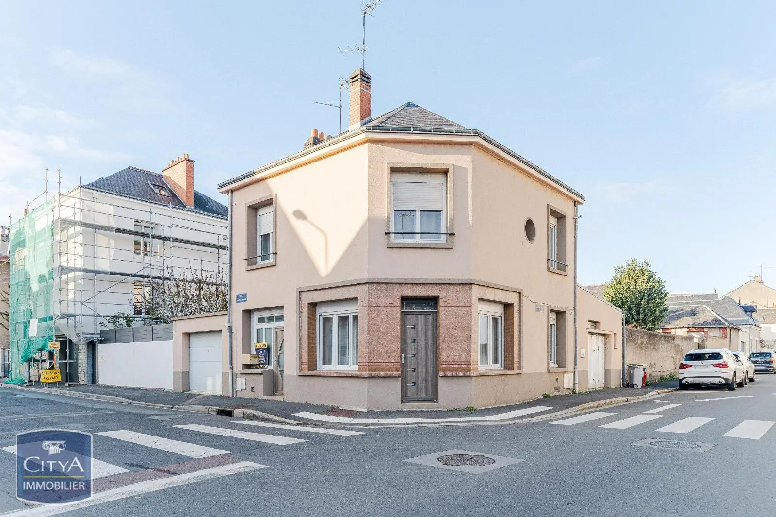 Photo 1 Immeuble 120m²