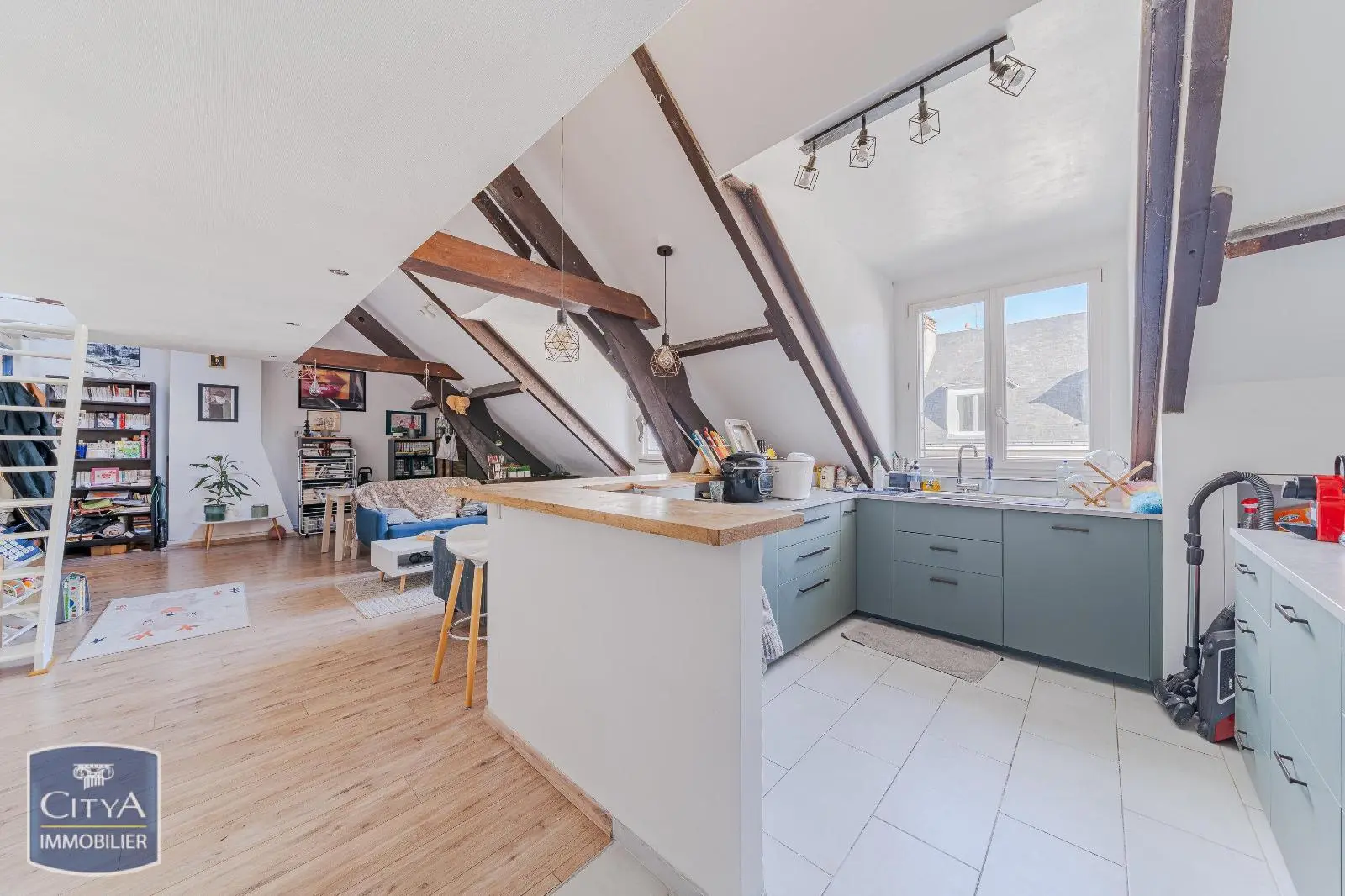 Photo 1 Appartement 4 pièces 90m²