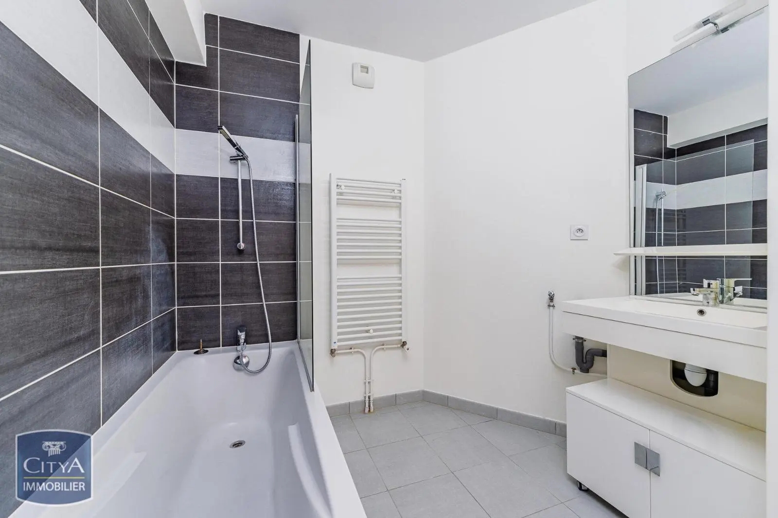 Photo 8 Appartement 4 pièces 105.67m²