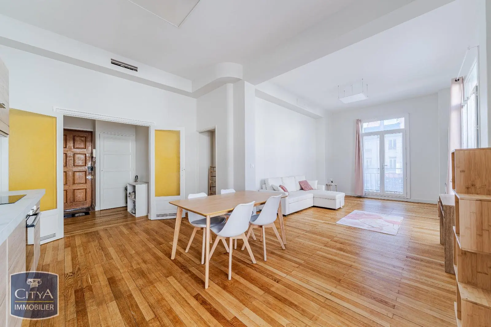 Photo 1 Appartement 4 pièces 103m²