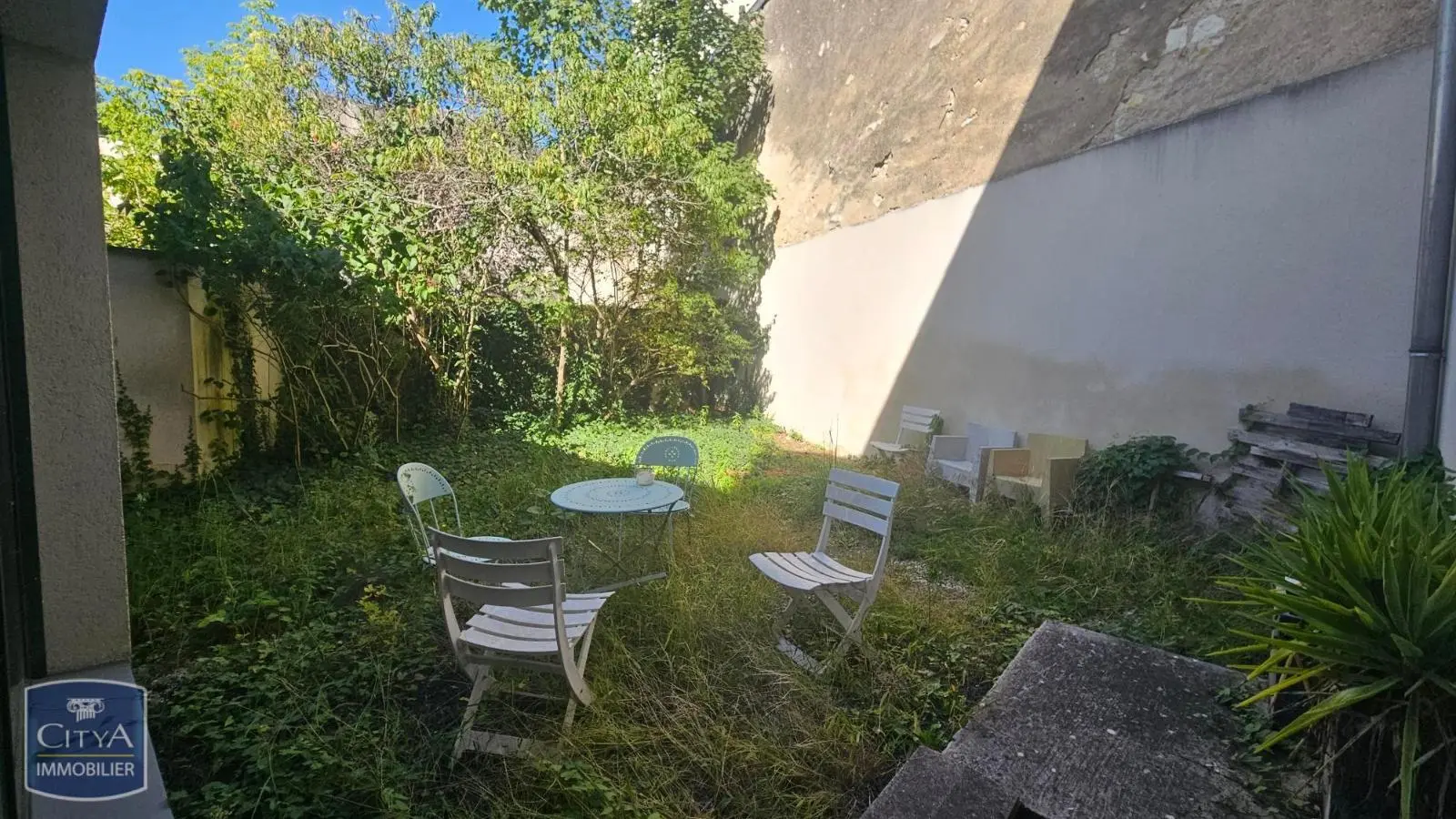 Photo 2 pour Local Commercial 156m² Photo 2 Local Commercial 156m²