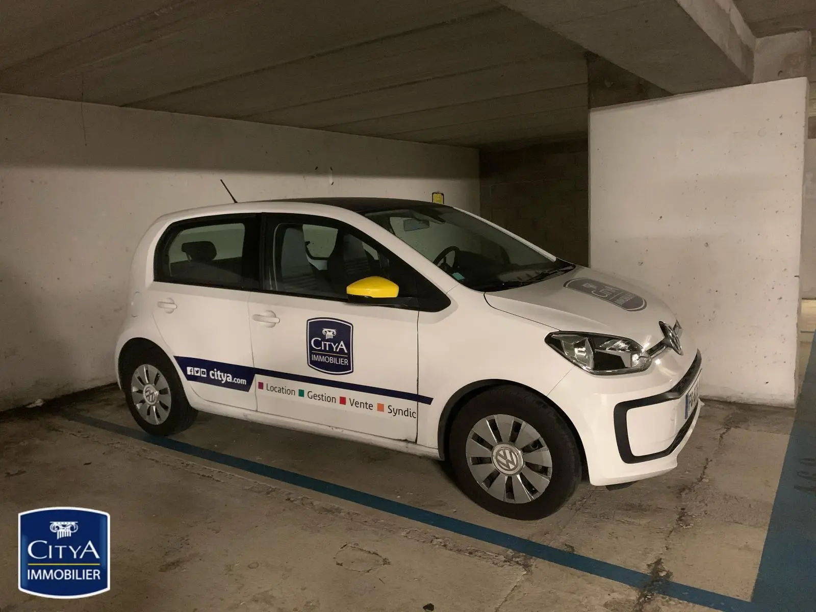 Photo 1 Parking 16m²