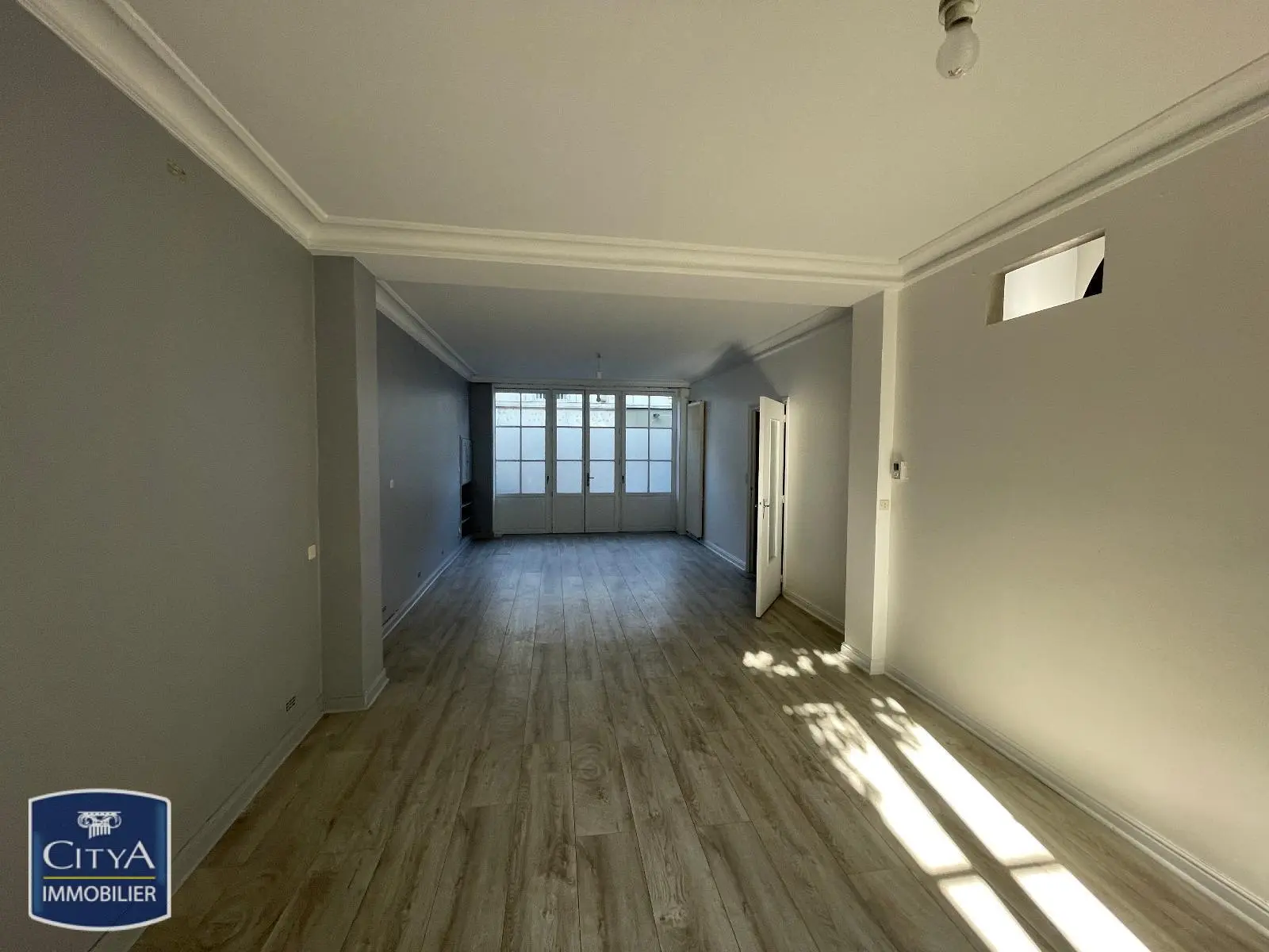 Photo 2 Maison 5 pièces 160m²