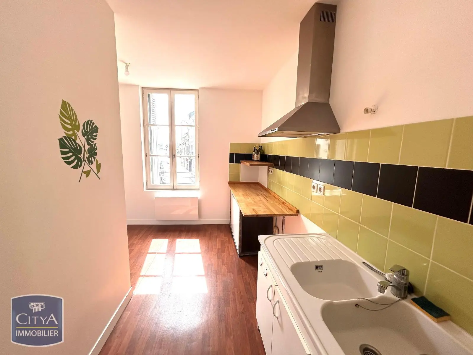 Photo 2 Appartement 4 pièces 76.56m²
