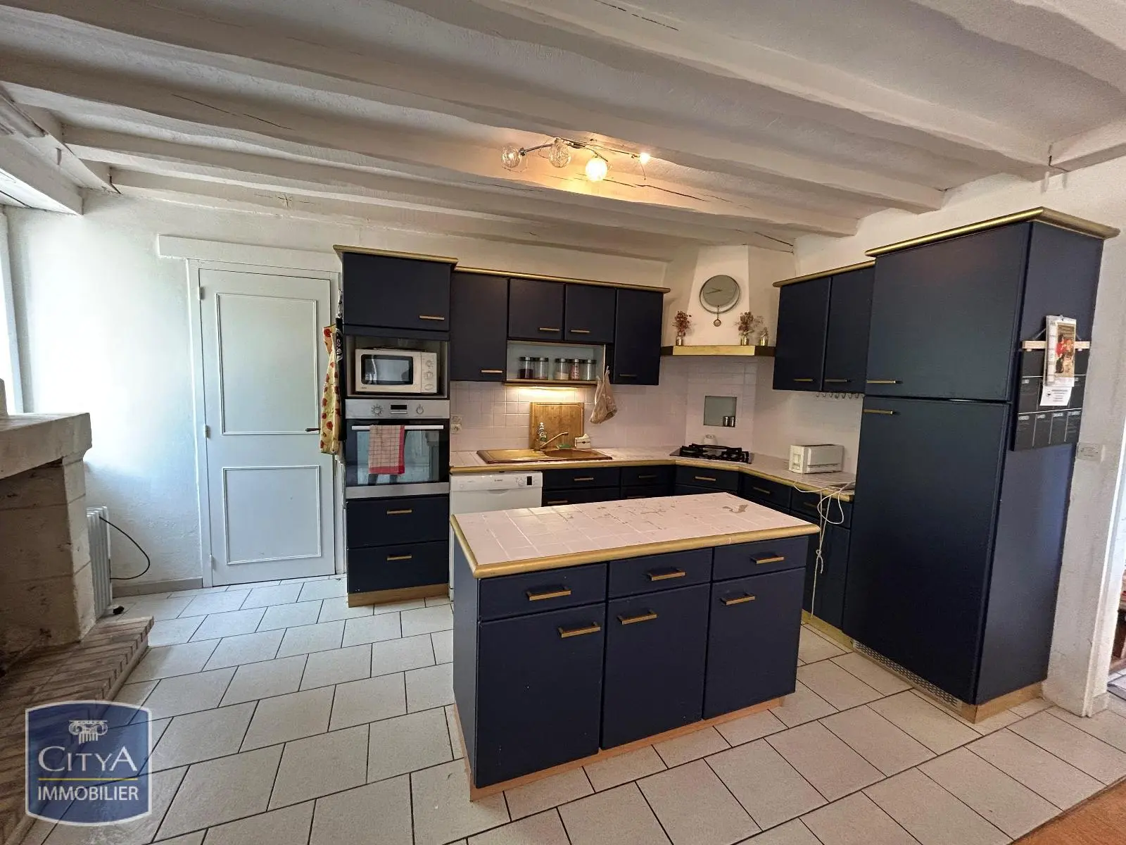 Photo 1 Maison 4 pièces 185.38m²