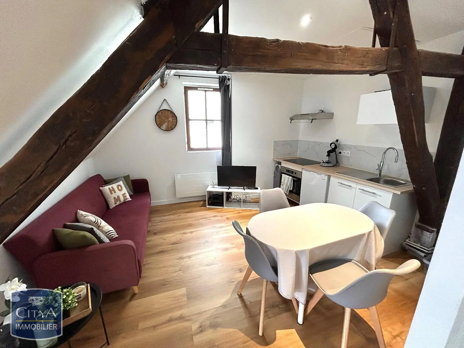 Photo 1 Appartement 1 pièce 21.7m²