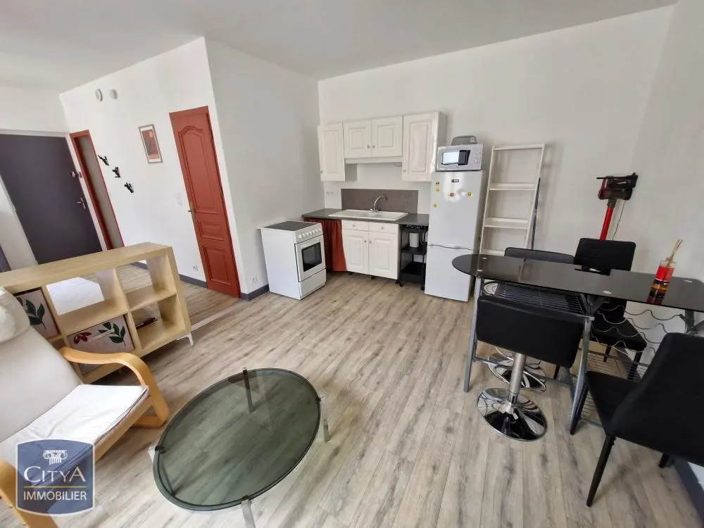 Photo 2 Appartement 1 pièce 28.51m²