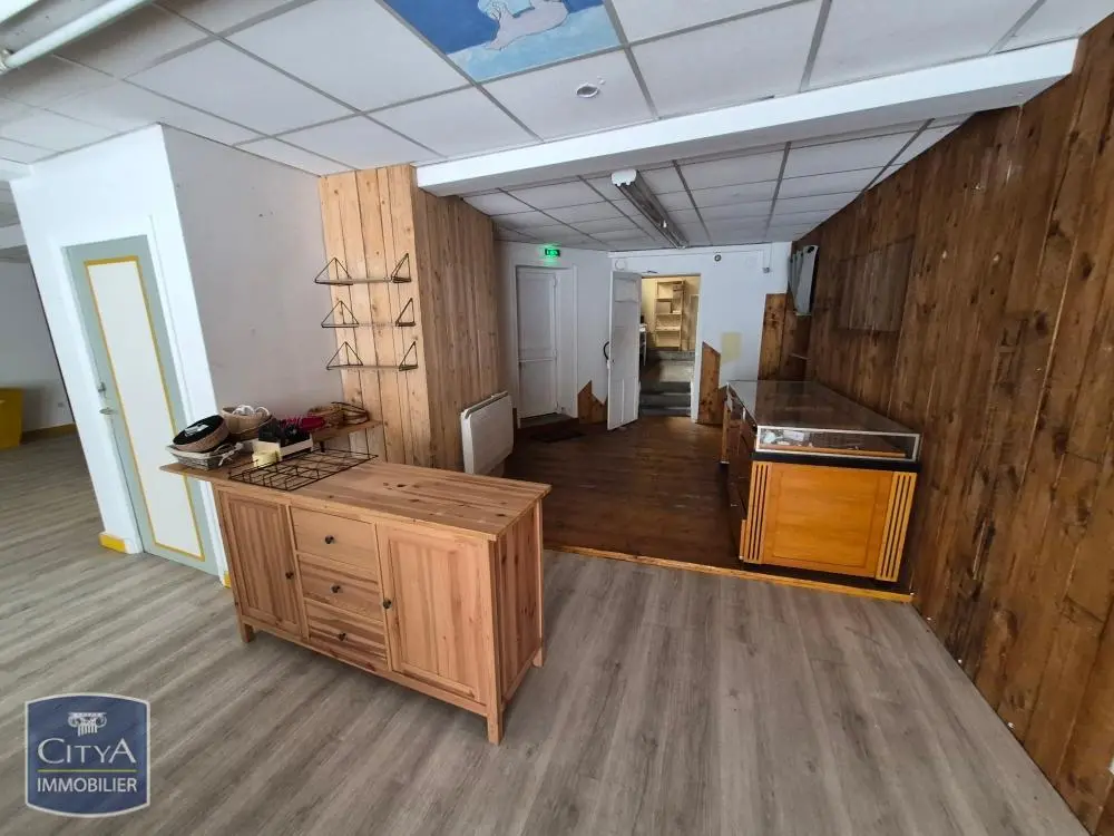 Photo 3 Local Commercial 130m²