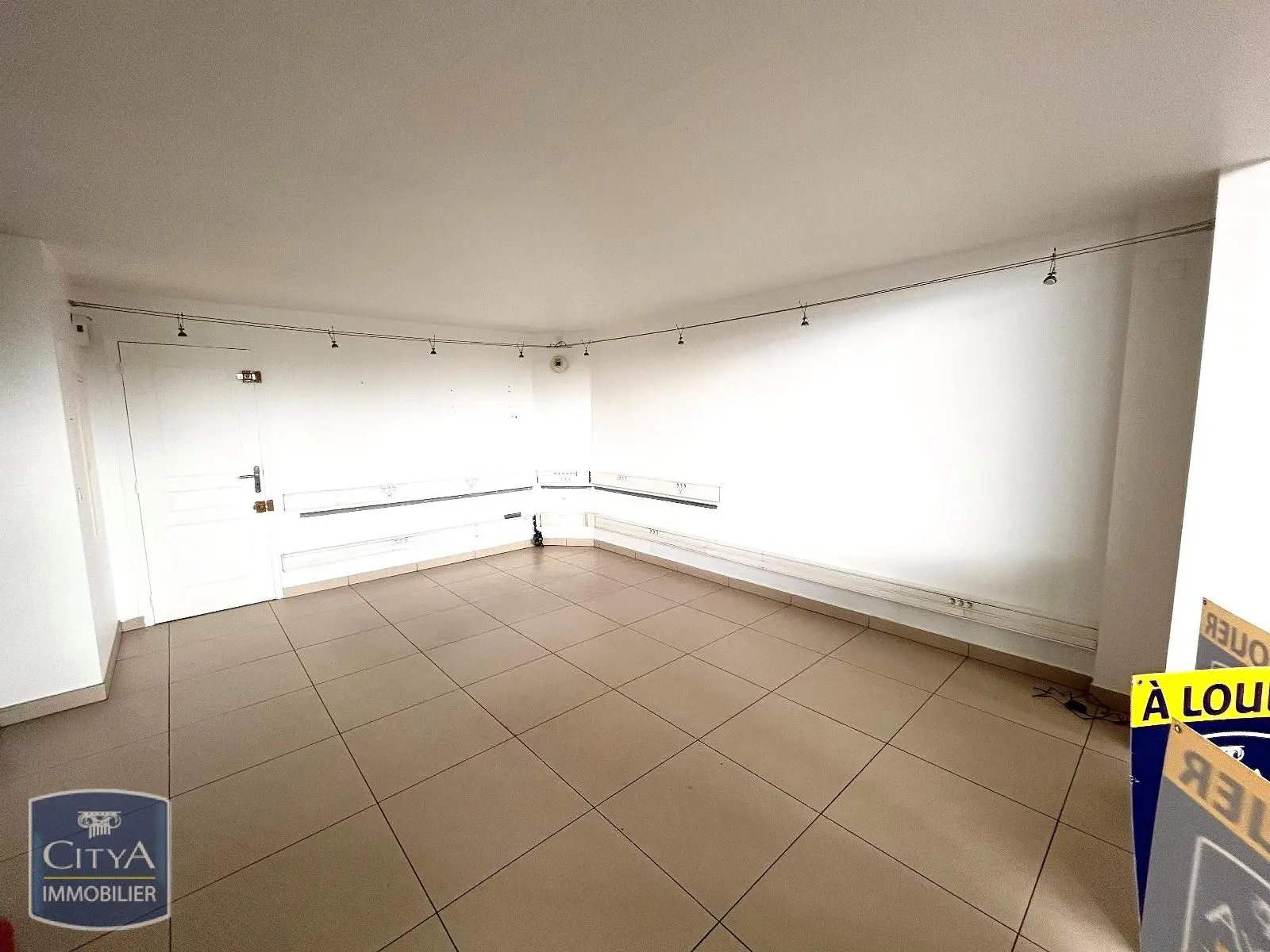 Photo 2 Local Commercial 22m²