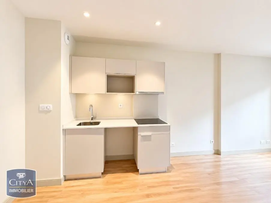 Photo 2 Appartement 2 pièces 47.59m²
