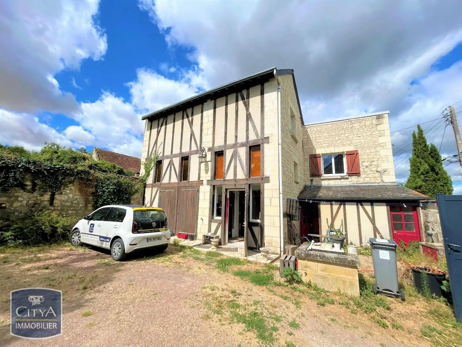 Photo 1 Maison 4 pièces 185.38m²