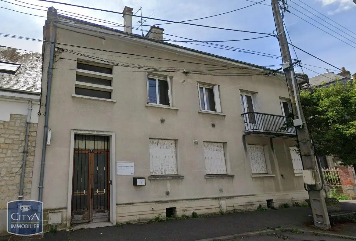 Photo 1 Local Professionnel 104.33m²