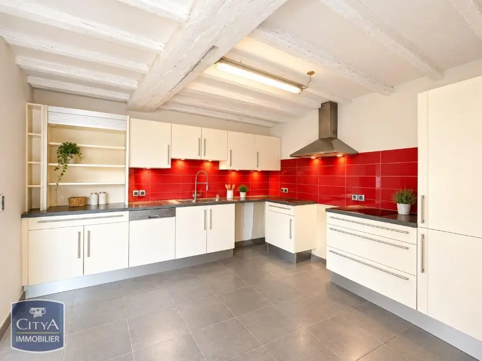 Photo 1 Maison 4 pièces 123m²