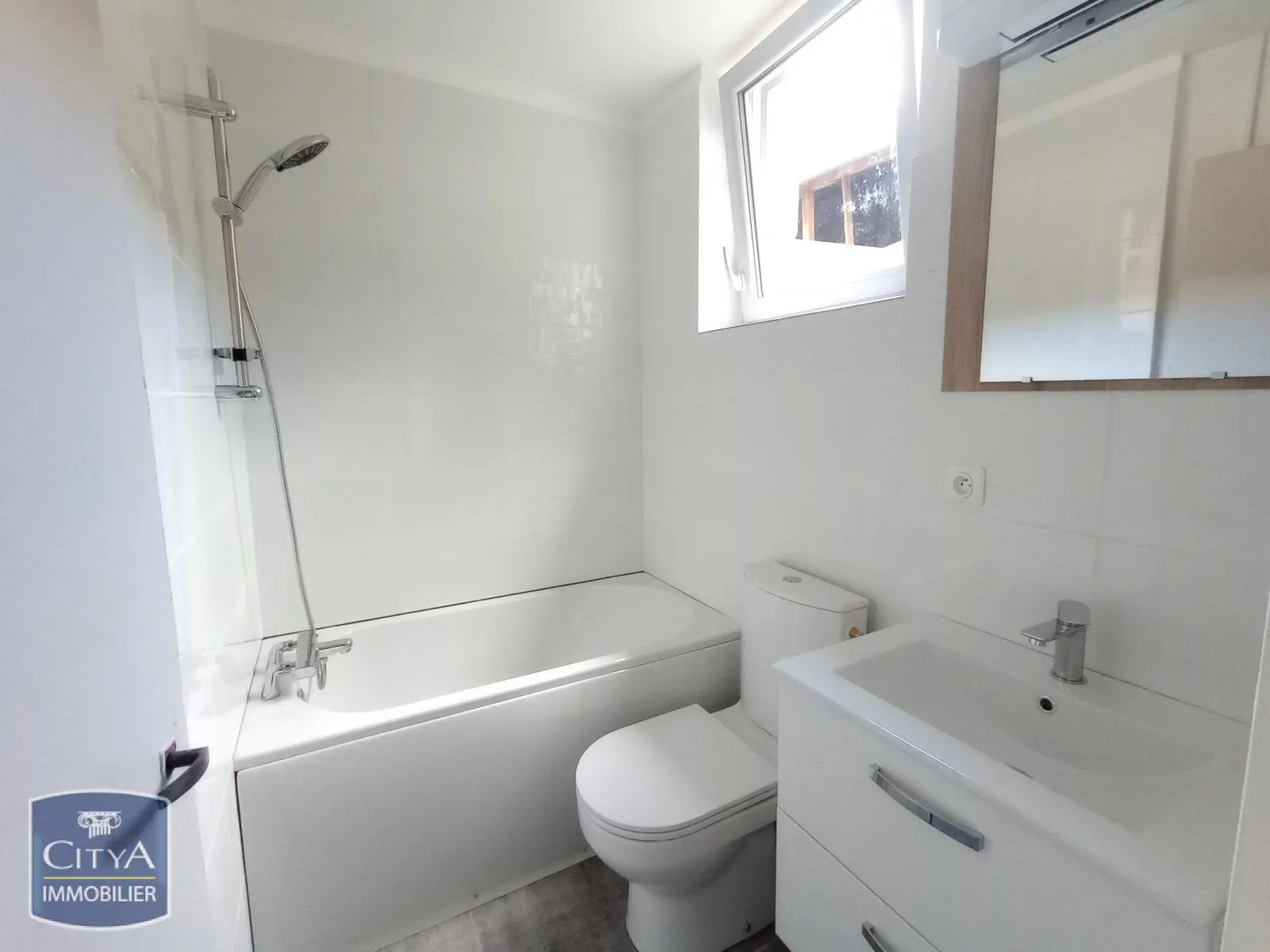 Photo 5 Appartement 1 pièce 28.37m²