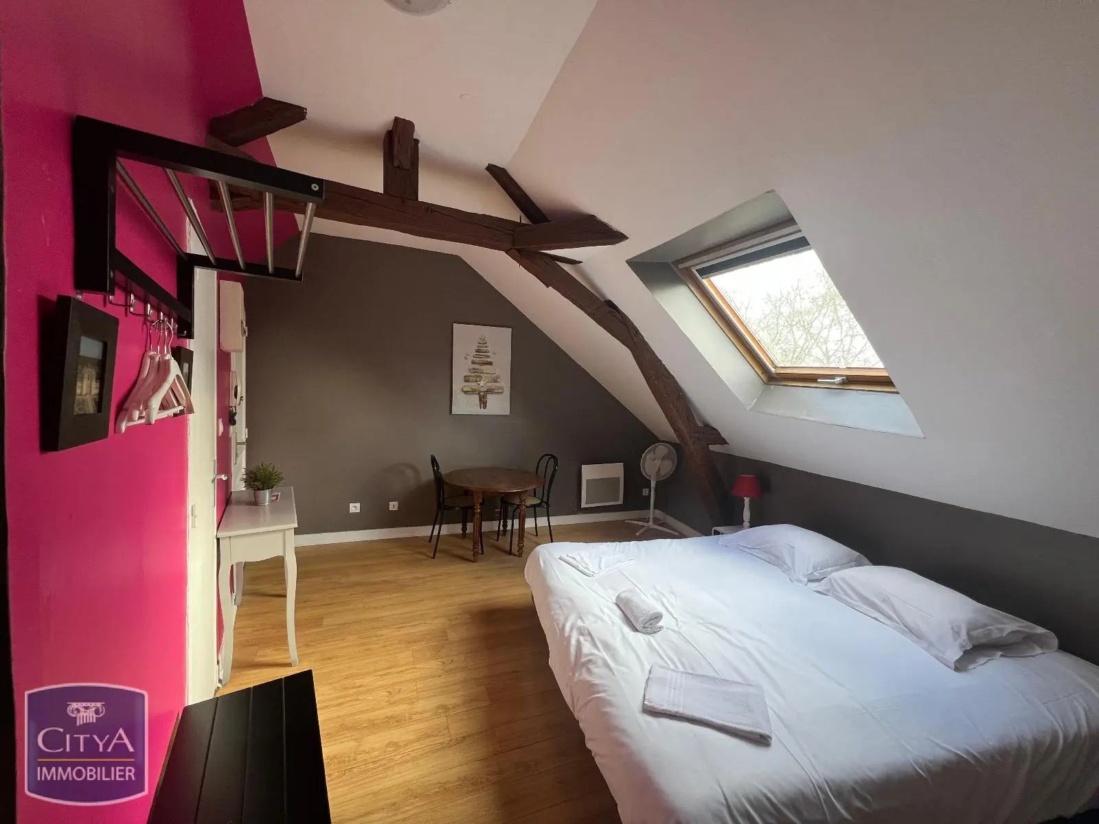 Photo 2 Appartement 1 pièce 17.79m²