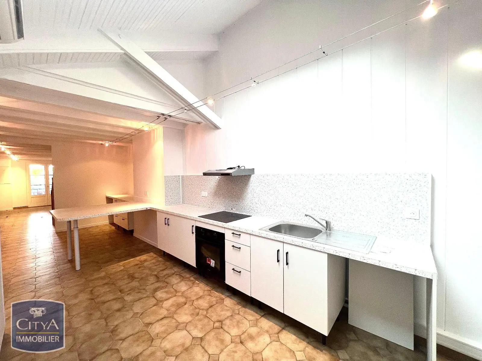 Photo 1 Appartement 4 pièces 113.4m²