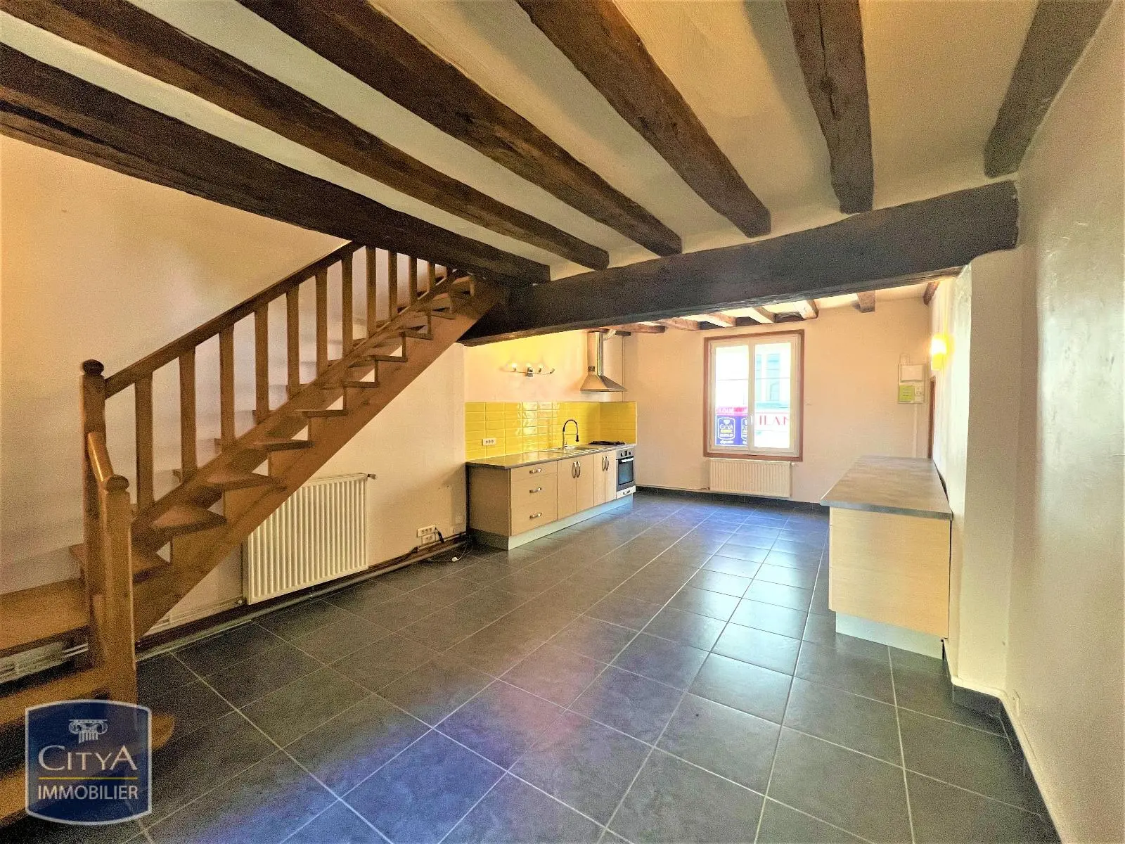 Photo 1 Appartement 2 pièces 77.48m²