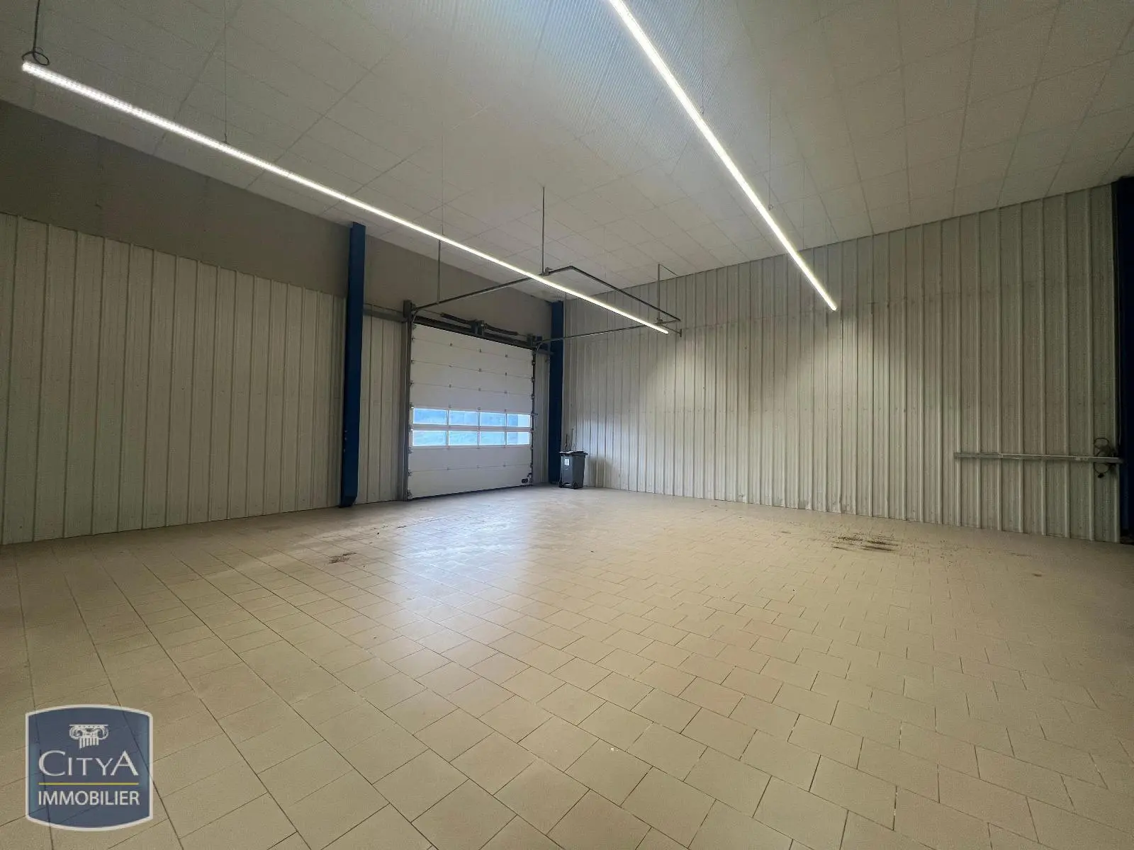 Photo 6 Local Commercial