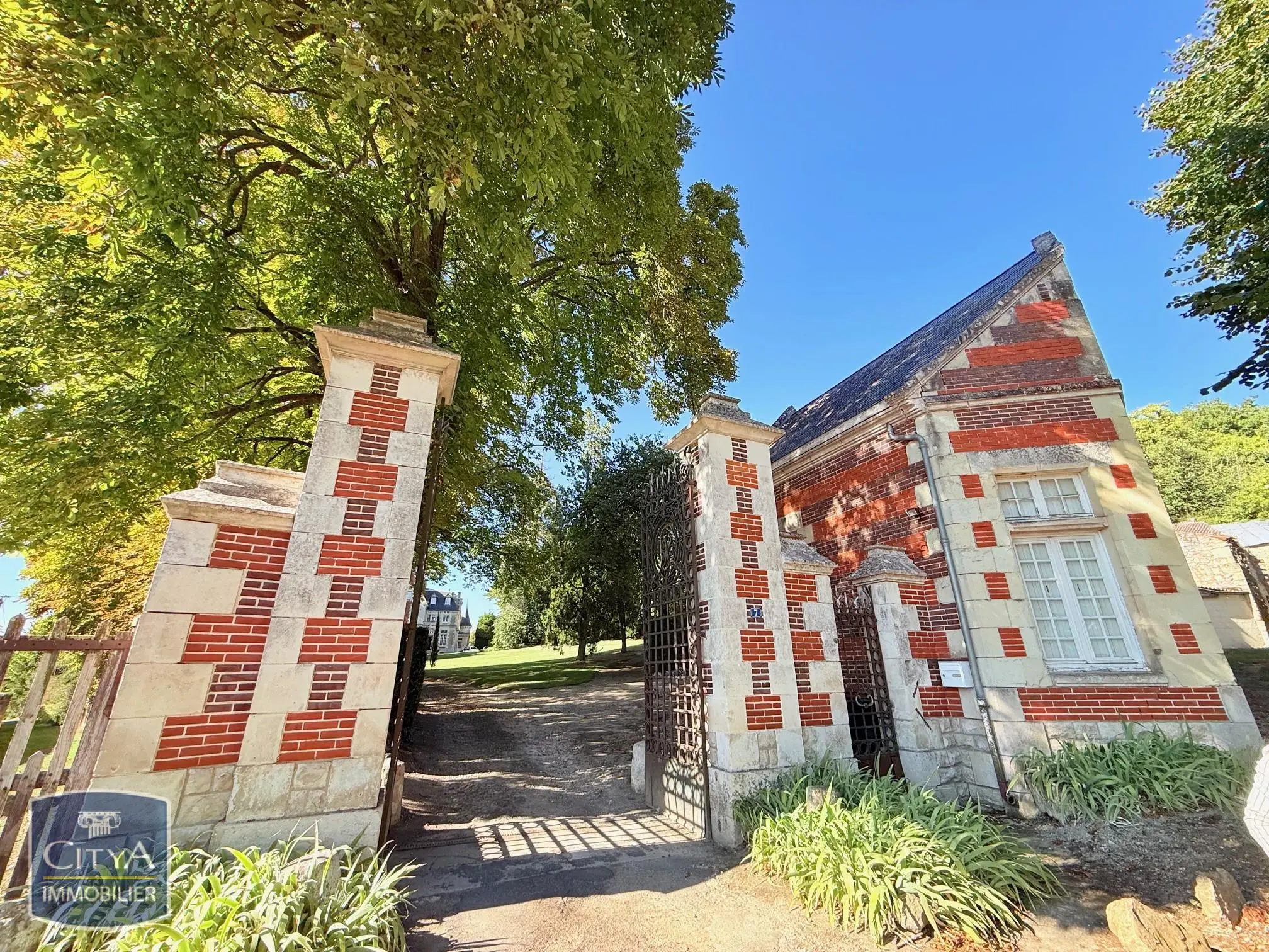 Photo 3 Maison 14 pièces 500m²