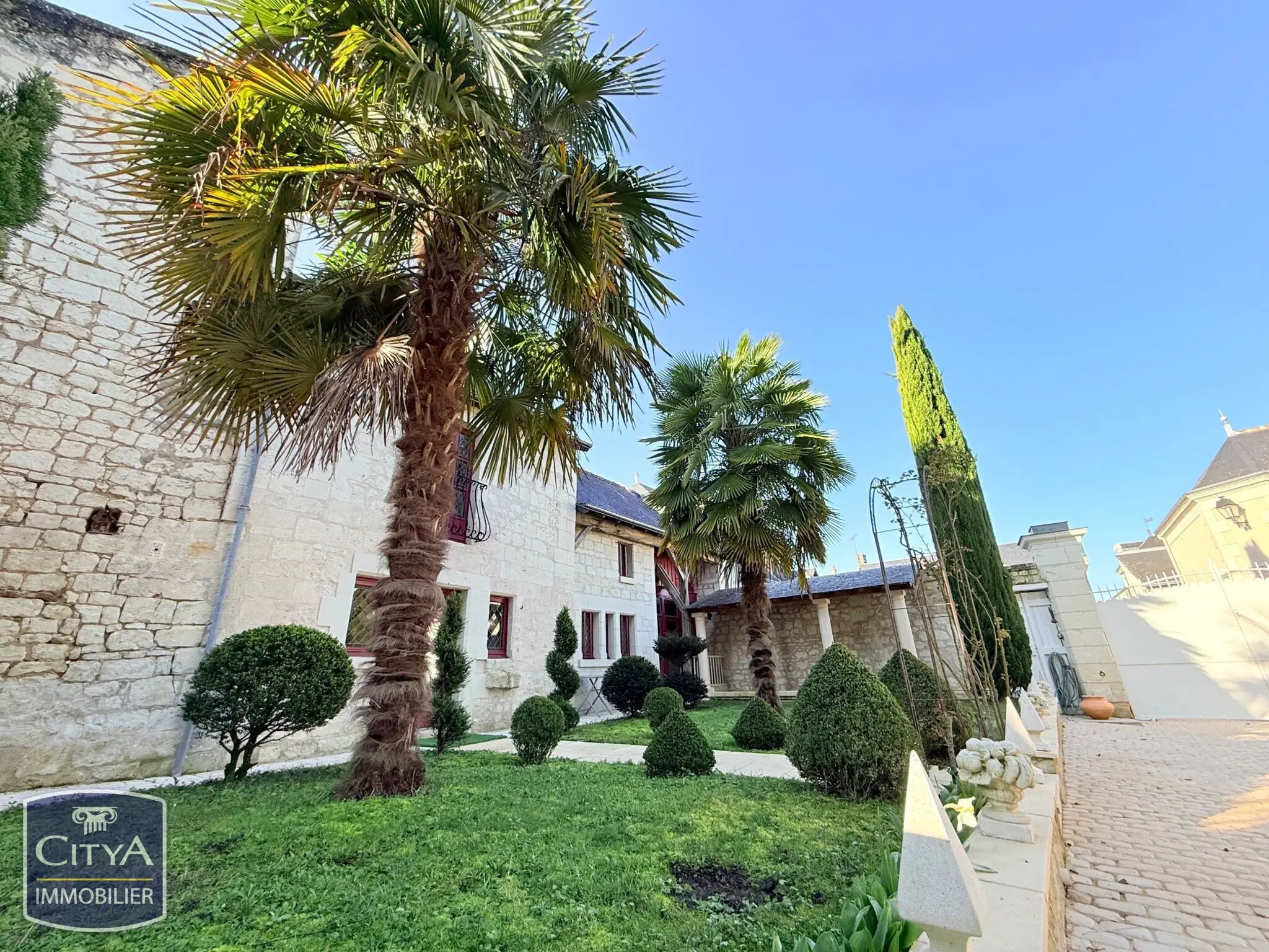 Photo 17 Maison 7 pièces 230m²