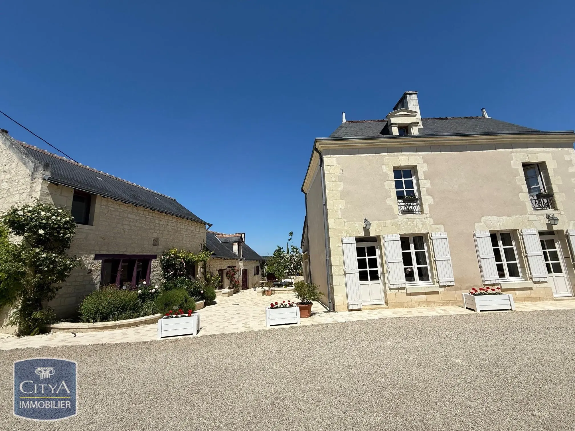 Photo 17 Maison 10 pièces 186m²