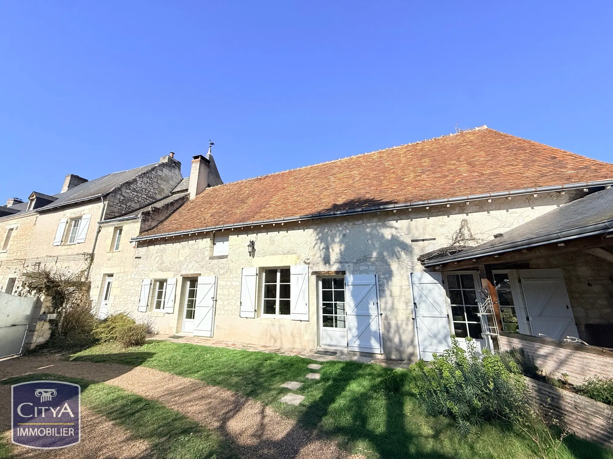 Photo 1 Maison 5 pièces 170m²