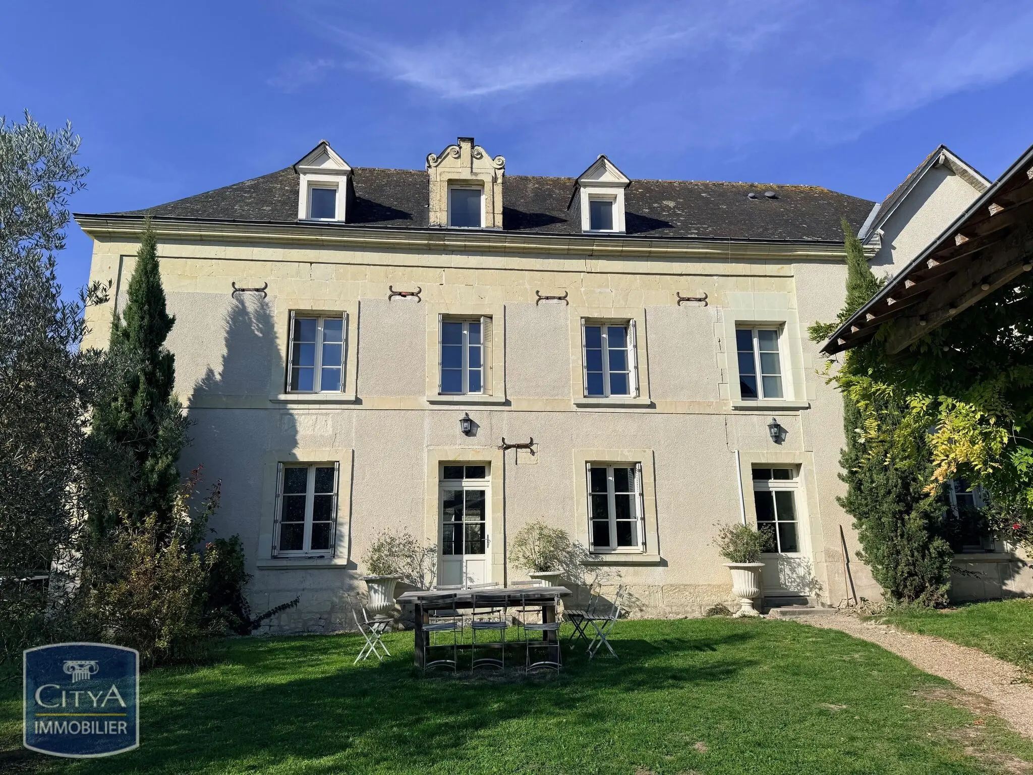 Photo 23 Maison 12 pièces 390m²