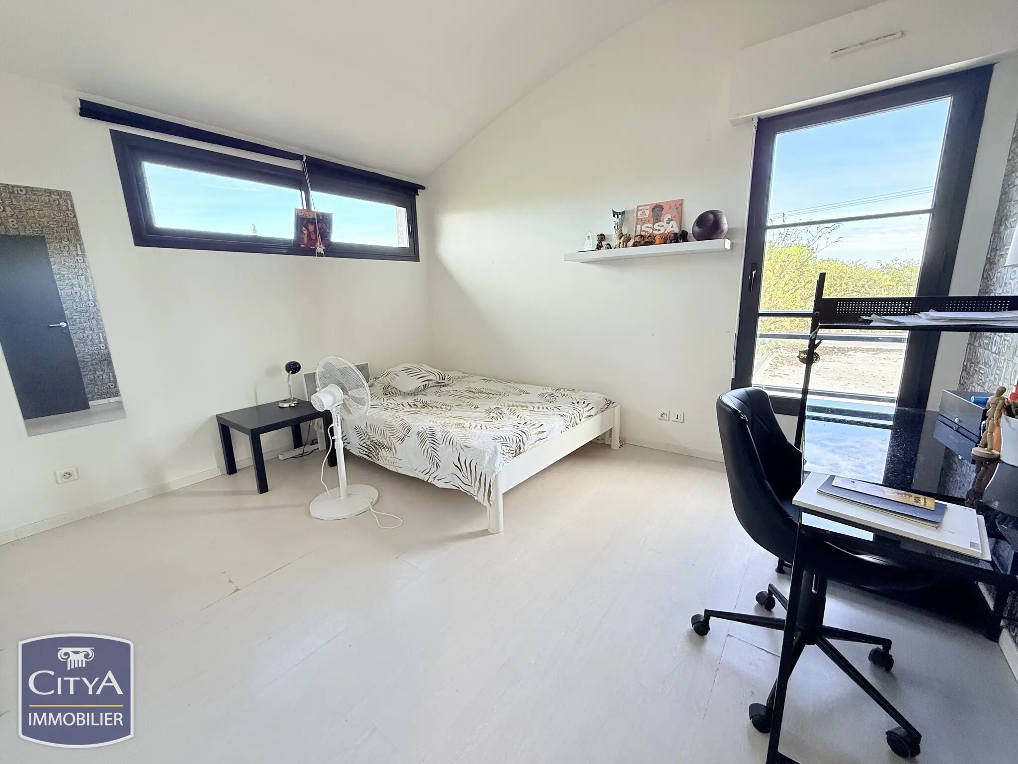 Photo 17 Maison 10 pièces 233m²