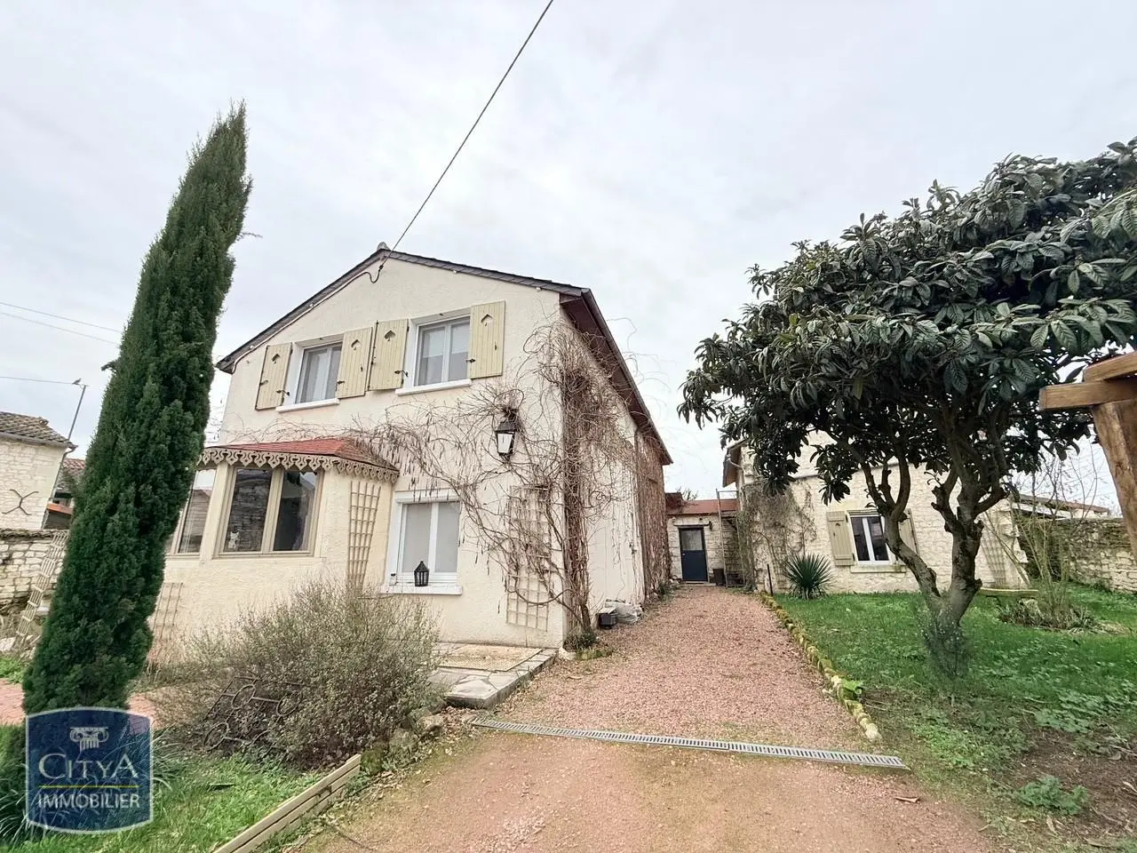 Photo 3 Maison 6 pièces 210m²