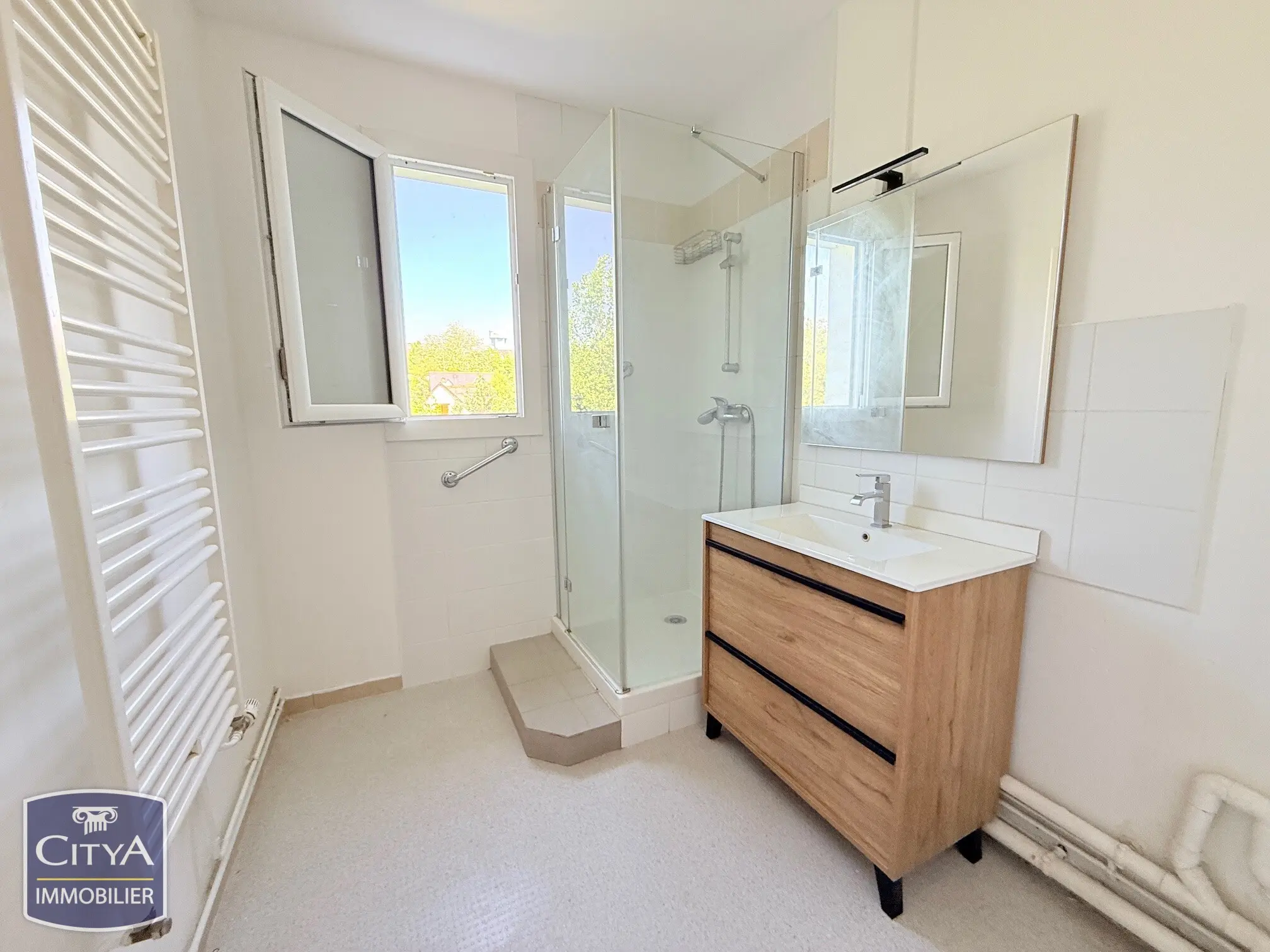 Photo 4 Appartement 4 pièces 74.72m²