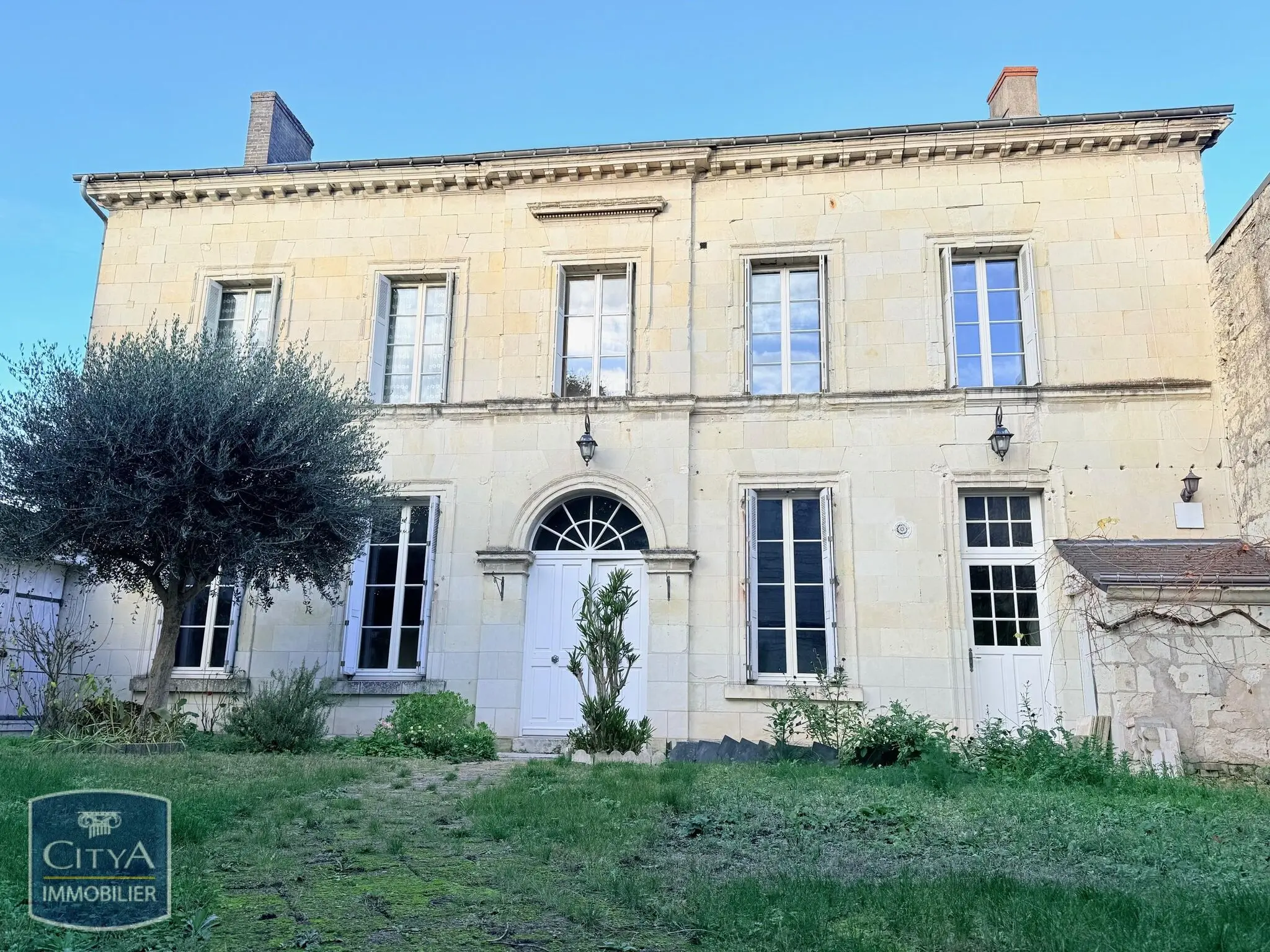 Photo 16 Maison 8 pièces 270m²