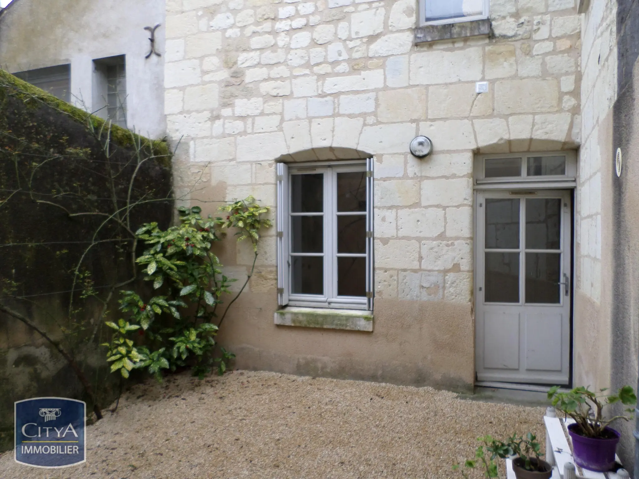 Photo 11 Immeuble 150m²