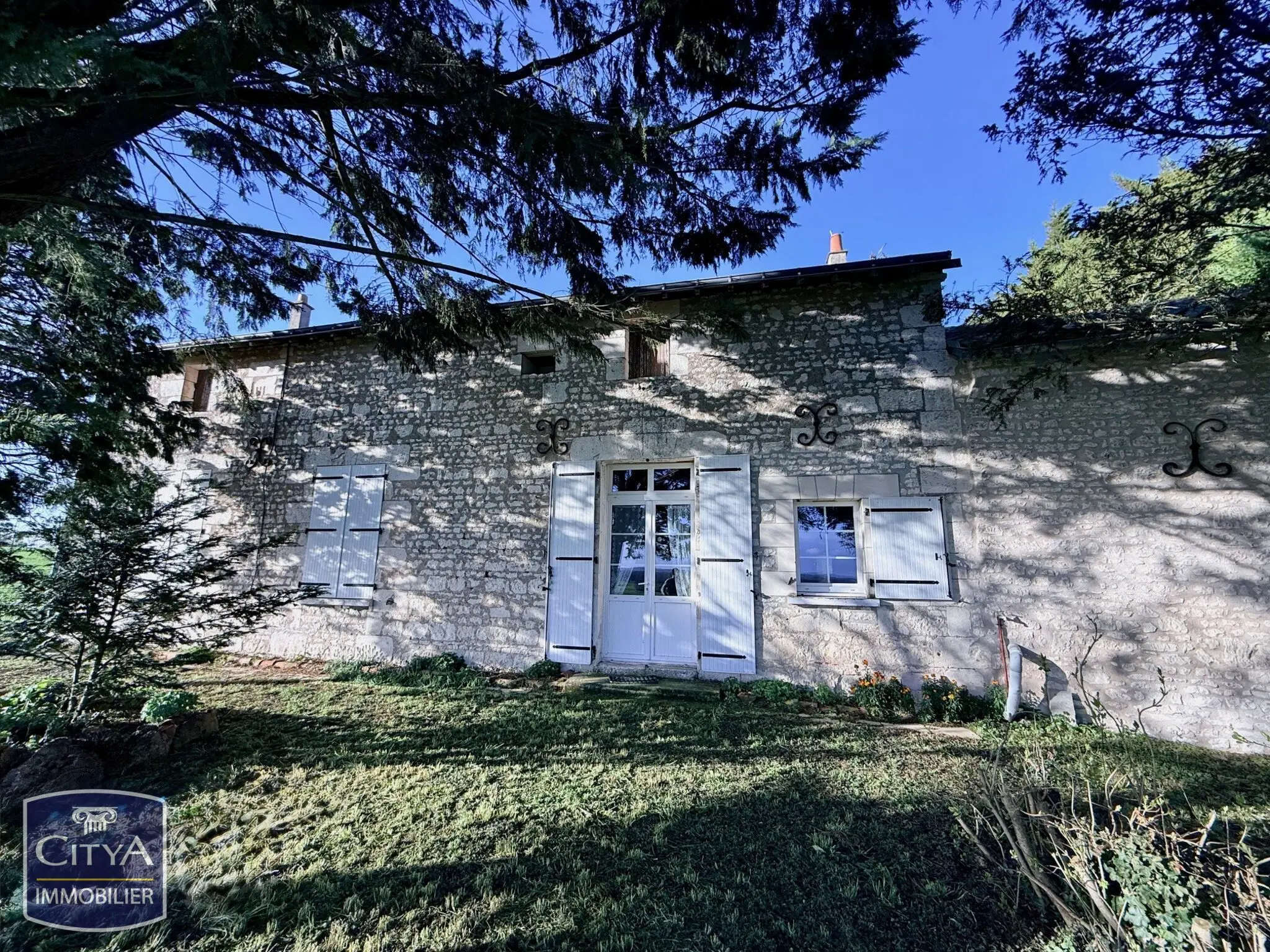 Photo 1 Maison 5 pièces 145m²