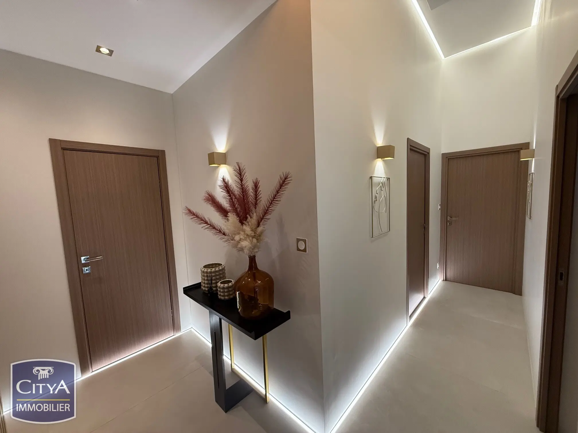 Photo 10 Maison 6 pièces 220m²