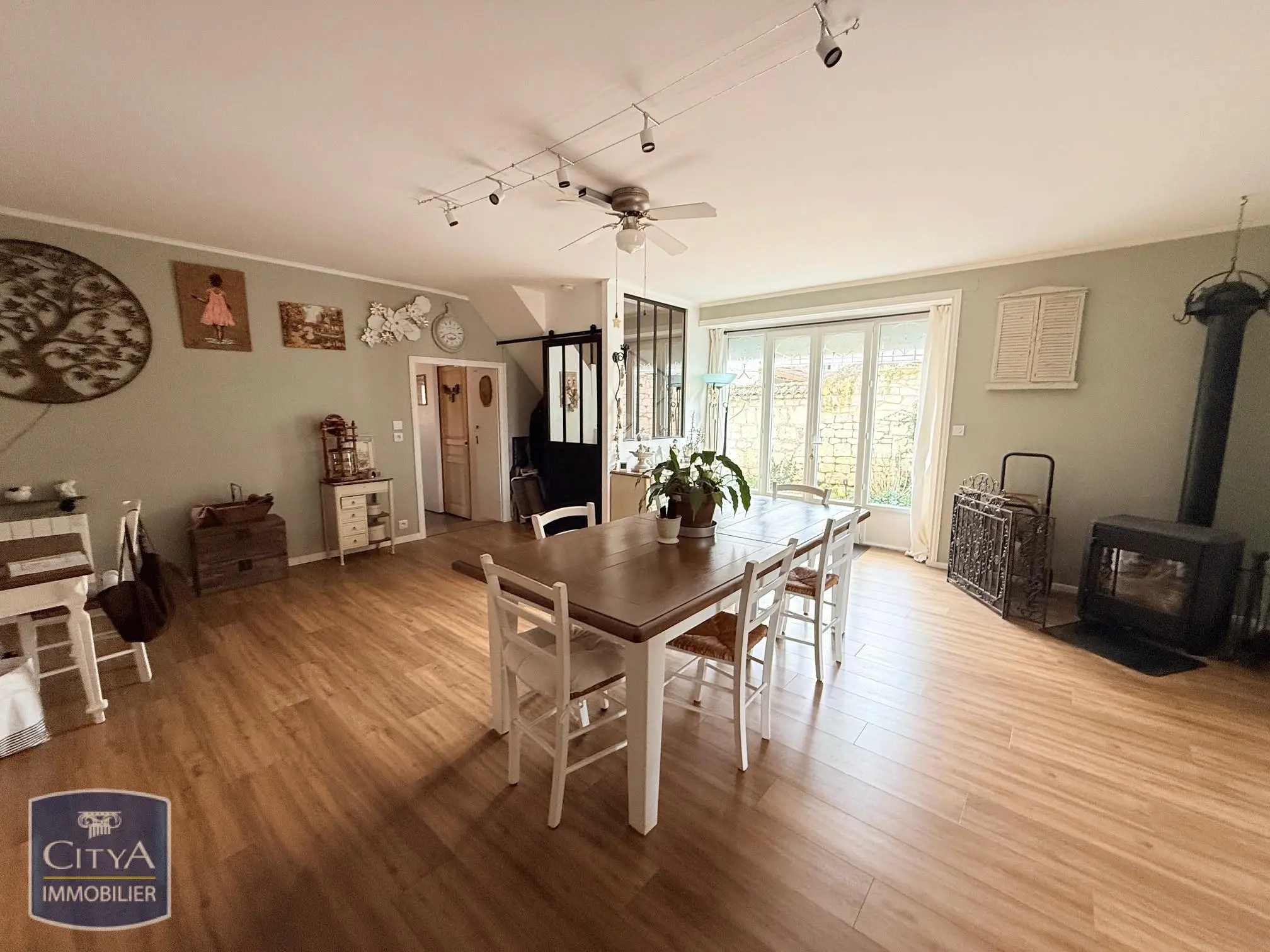 Photo 20 Maison 6 pièces 210m²