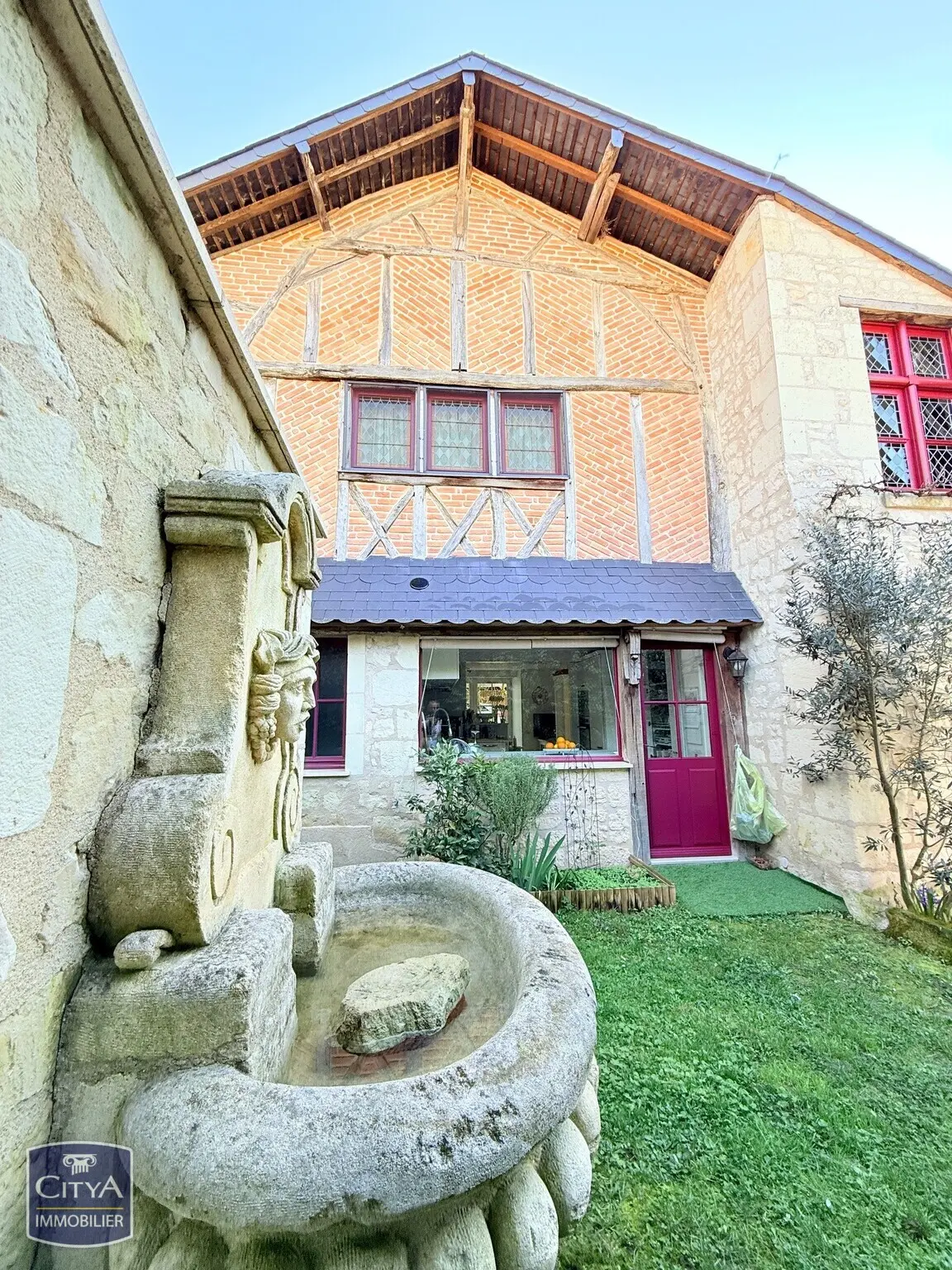 Photo 8 Maison 7 pièces 230m²