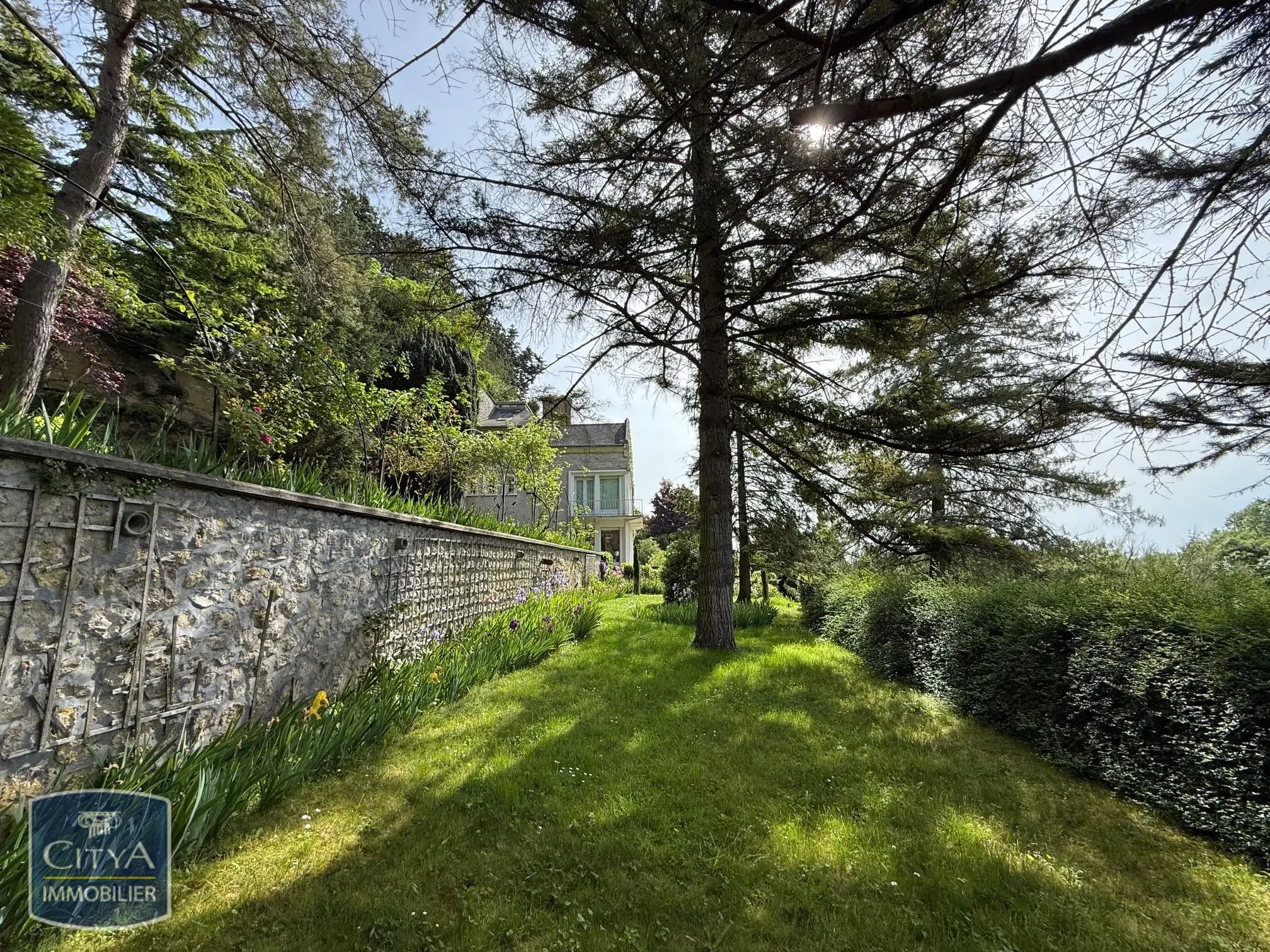 Photo 8 Maison 10 pièces 288m²