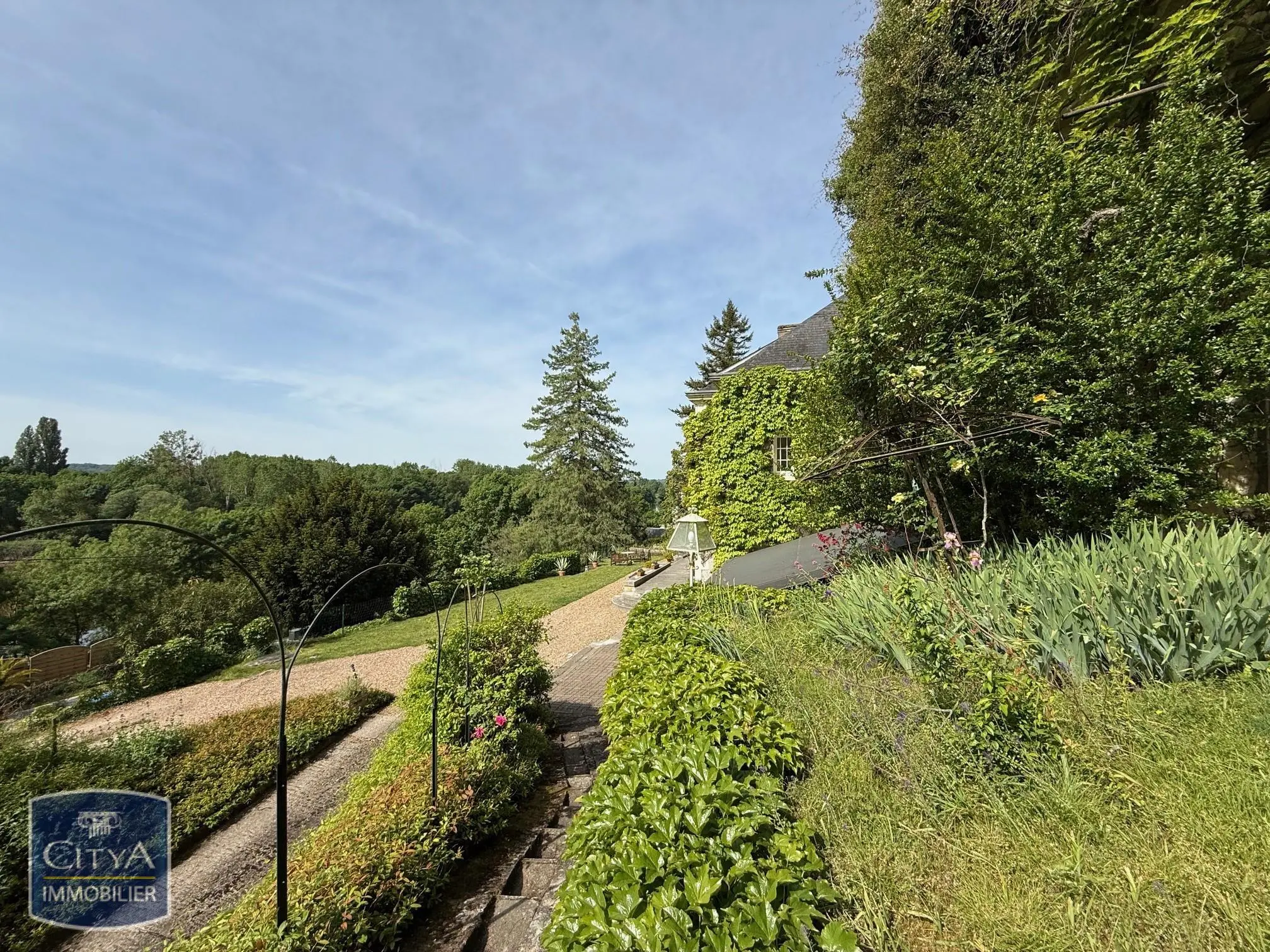 Photo 9 Maison 10 pièces 288m²