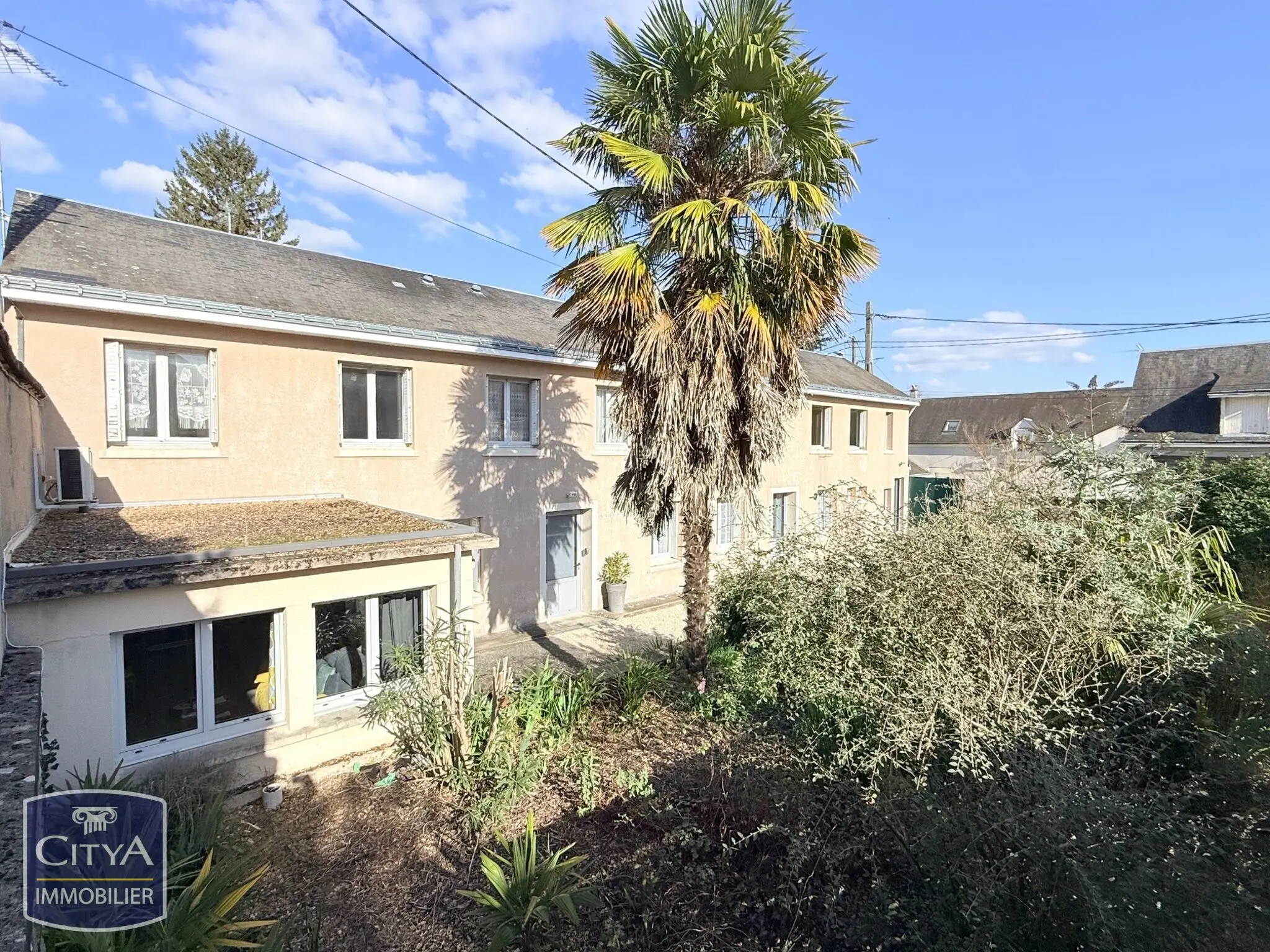 Photo 1 Immeuble 210m²