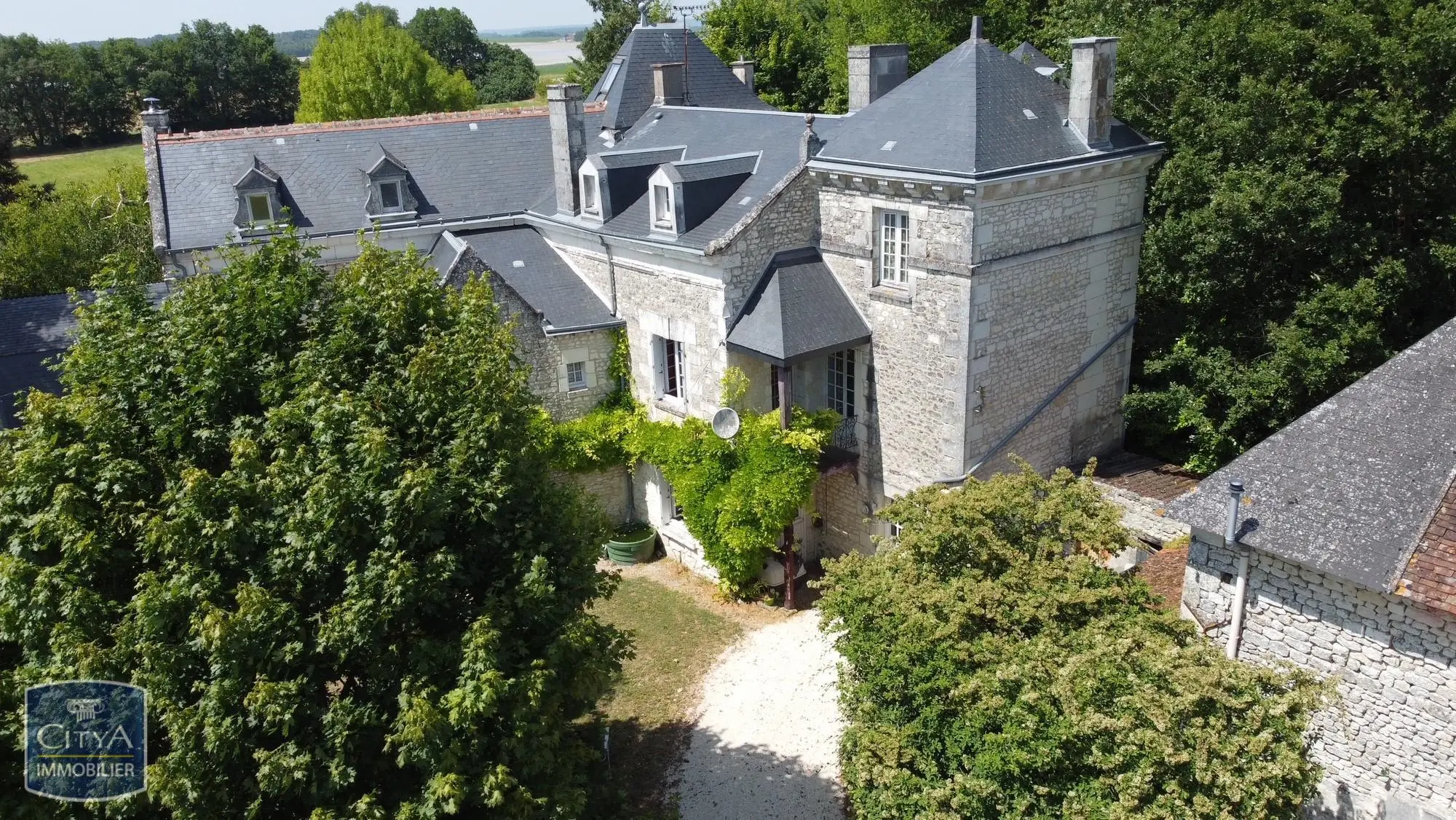 Photo 3 Maison 6 pièces 177m²